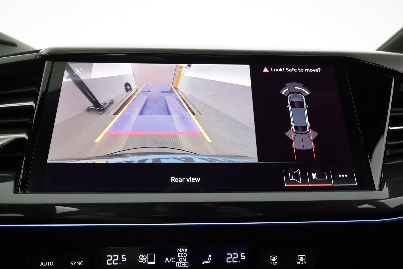 AUDI Q4 E-TRON 2022 40 Sportback S-Line **HUD / Adapt. vakkari / Lämpöpumppu / Matrix / P.kamera / Keyless** - 3,99 % KORKOTARJOUS TÄHÄN AUTOON - 