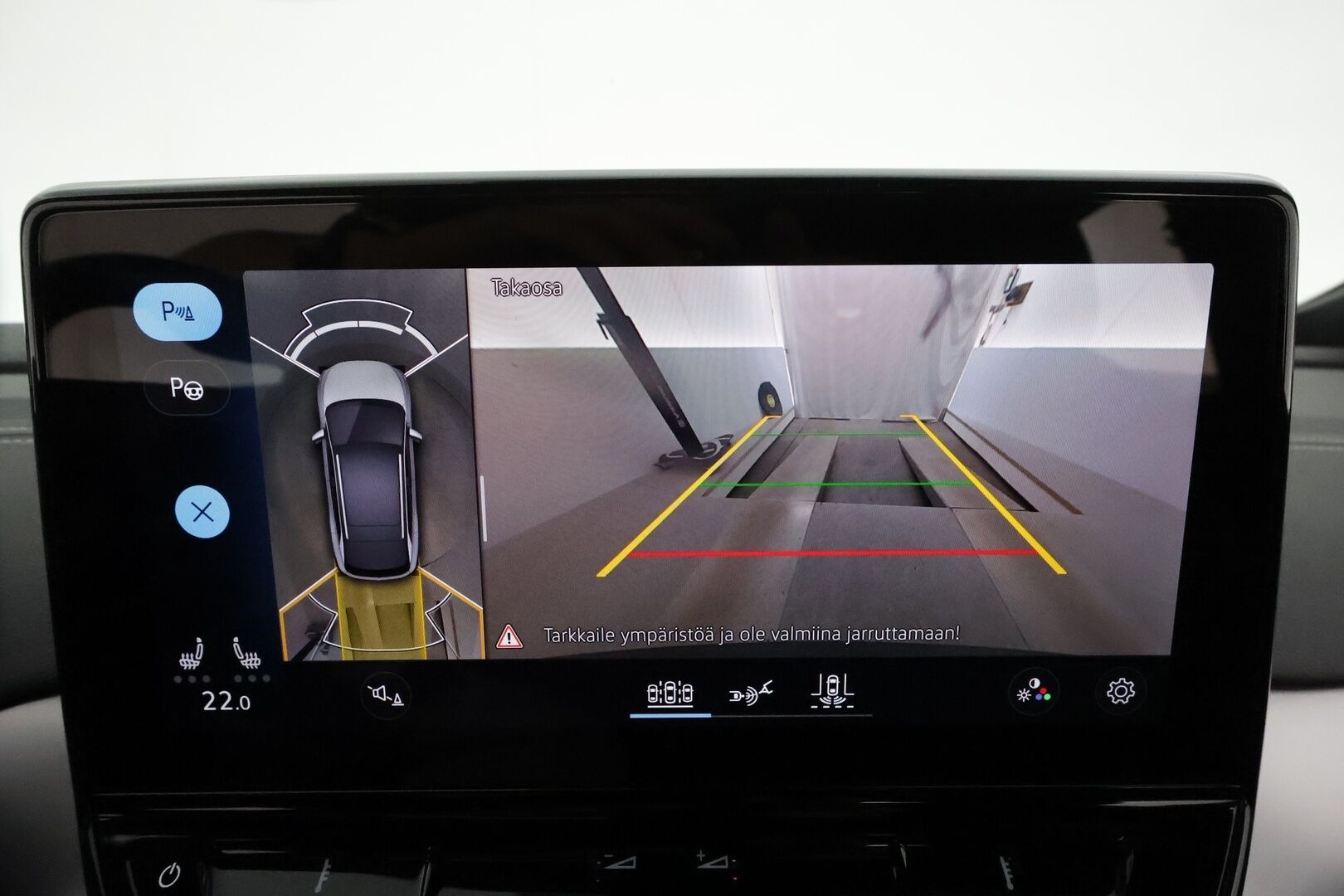 VOLKSWAGEN ID.4 2023 Pro Performance 150 kW **Adapt.vakkari / Travel Assist / Hierovat Muistipenkit / Lämpöpumppu / Koukku / 360 Kamera** - 3,99 % KORKOTARJOUS TÄHÄN AUTOON - 