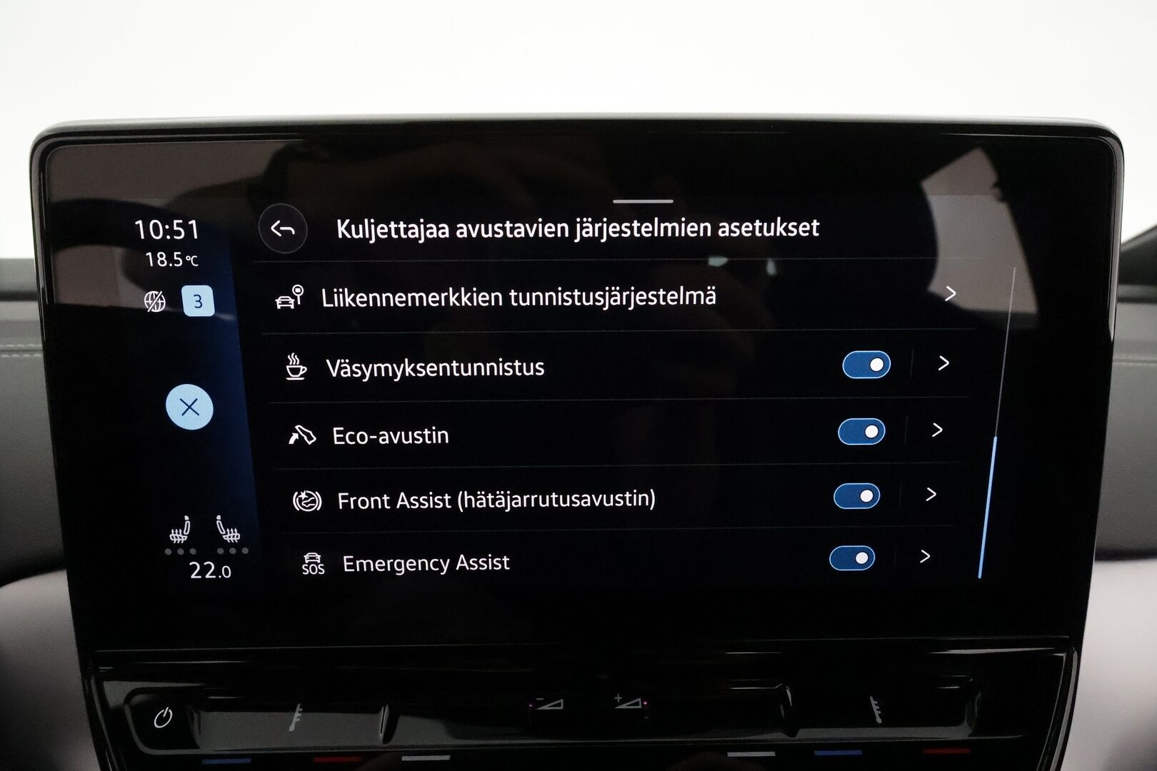VOLKSWAGEN ID.4 2023 Pro Performance 150 kW **Adapt.vakkari / Travel Assist / Hierovat Muistipenkit / Lämpöpumppu / Koukku / 360 Kamera** - 3,99 % KORKOTARJOUS TÄHÄN AUTOON - 