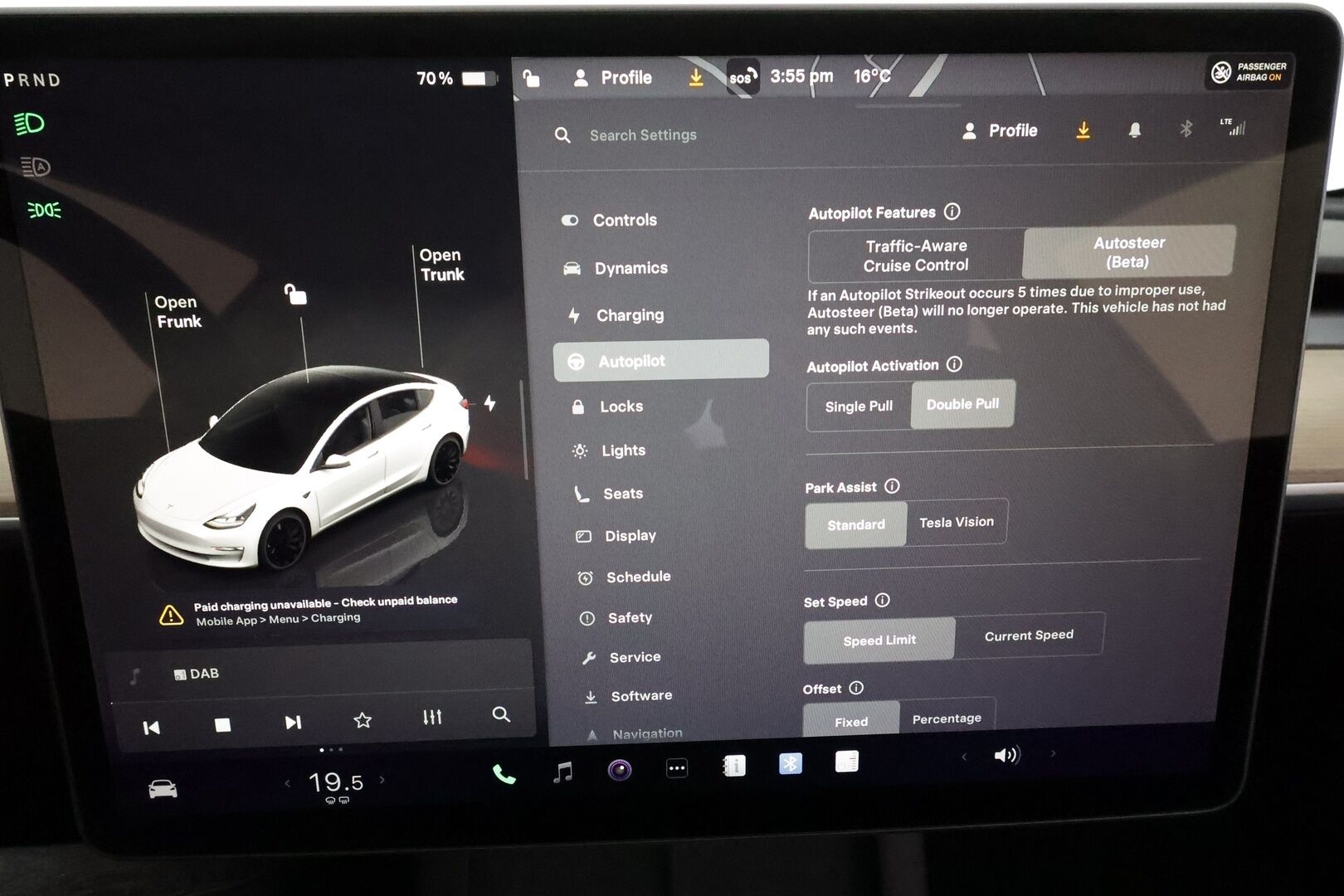 TESLA MODEL 3 2022 Performance **Lämpöpumppu / AMD Ryzen / Matrix LED / Autopilot / Lasikatto / P.kamera / PremiumAudio** - 3,99 % KORKOTARJOUS TÄHÄN AUTOON - 