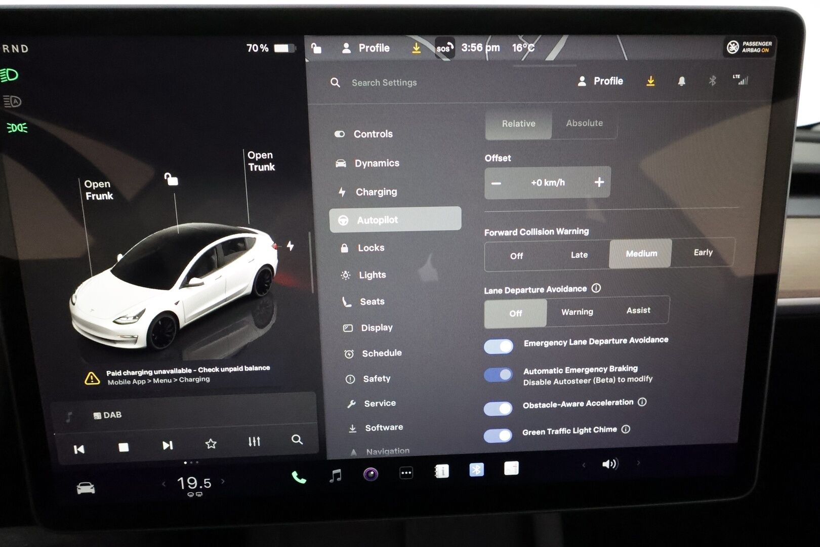 TESLA MODEL 3 2022 Performance **Lämpöpumppu / AMD Ryzen / Matrix LED / Autopilot / Lasikatto / P.kamera / PremiumAudio** - 3,99 % KORKOTARJOUS TÄHÄN AUTOON - 