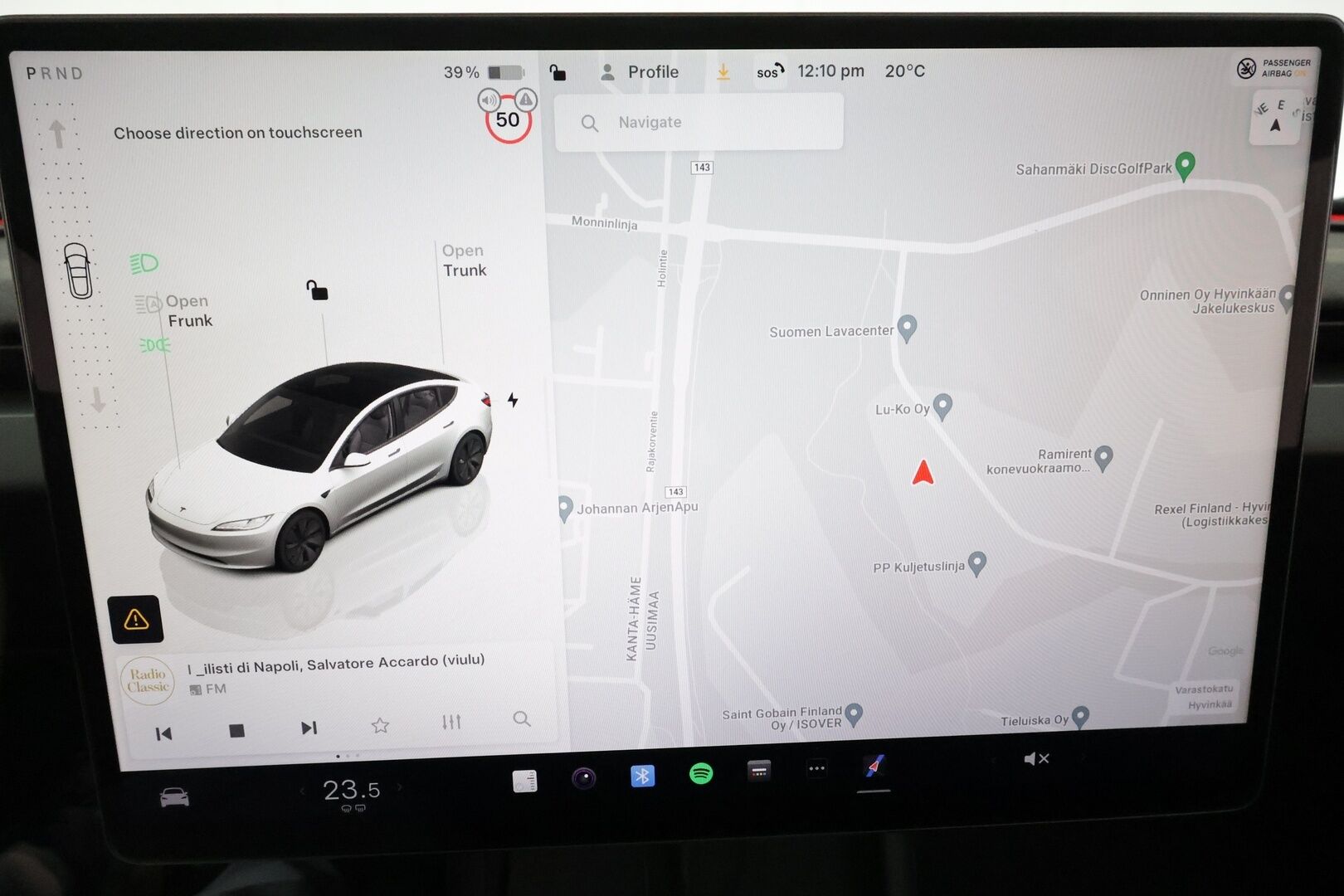 TESLA MODEL 3 2024 Highland Long Range **Ilmastoidut penkit / Lämpöpumppu / Matrix LED / Autopilot / Lasikatto / P.kamera** - 3,99 % KORKOTARJOUS TÄHÄN AUTOON - Ambient valot / Koti- ja kauppakeskus laturit