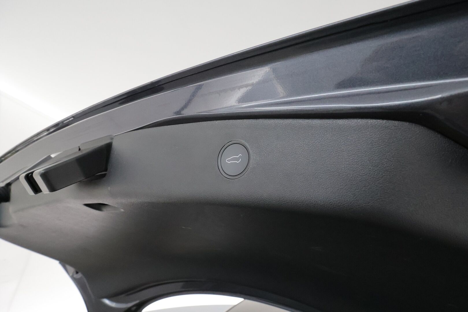 TESLA MODEL 3 2022 Performance **Lämpöpumppu / Matrix LED / AMD Ryzen / Autopilot / Lasikatto / Premium Audio / P.kamera** - 3,99 % KORKOTARJOUS TÄHÄN AUTOON - 
