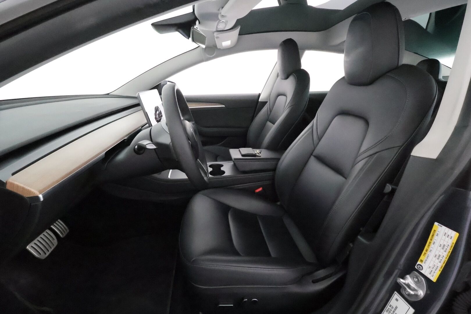 TESLA MODEL 3 2022 Performance **Lämpöpumppu / Matrix LED / AMD Ryzen / Autopilot / Lasikatto / Premium Audio / P.kamera** - 3,99 % KORKOTARJOUS TÄHÄN AUTOON - 