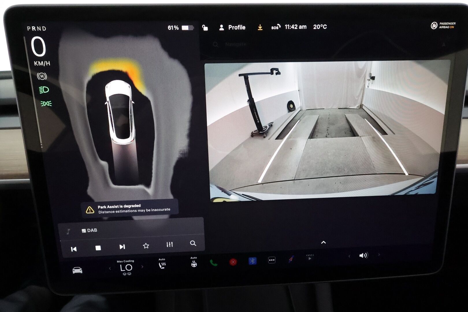 TESLA MODEL 3 2022 Performance **Lämpöpumppu / Matrix LED / AMD Ryzen / Autopilot / Lasikatto / Premium Audio / P.kamera** - 3,99 % KORKOTARJOUS TÄHÄN AUTOON - 