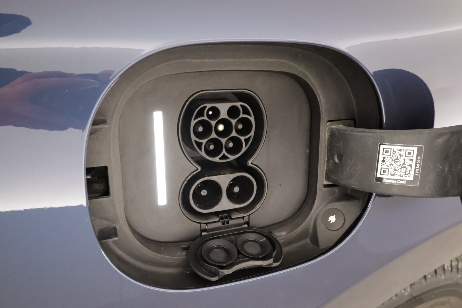 MERCEDES-BENZ EQE 2024 300 AMG * Distronic+ / ILP / Digital-LED / Koukku / Muistipenkit / Burmester / 360-Kamera / 4-Alueinen ilmastointi * - Koti & Kauppalaturi / Akku kuntotarkastettu / SoH 96.3% - HULLUT AVAJAISHULINAT KORKOTARJOUS 3,29 %