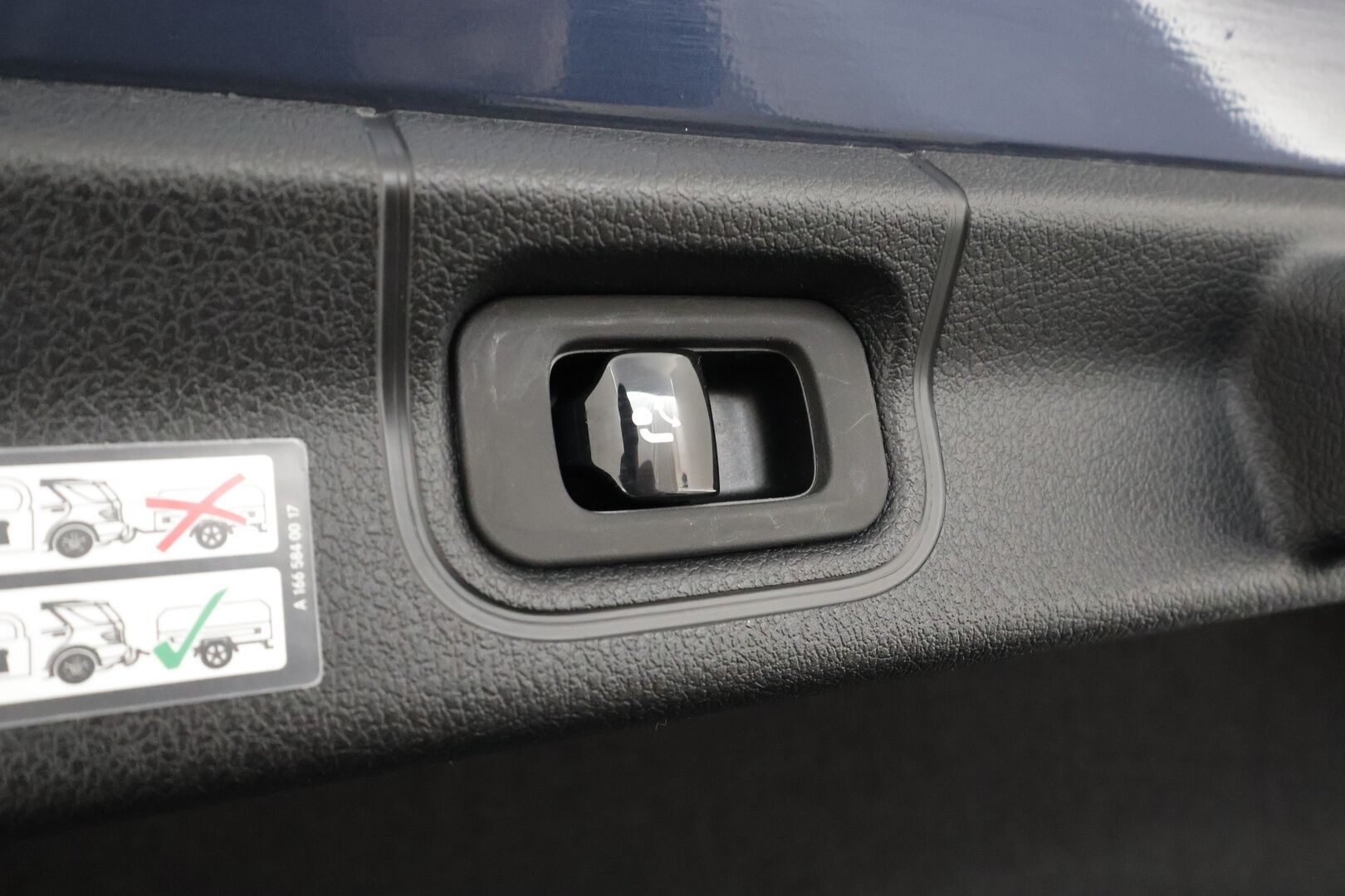 MERCEDES-BENZ EQE 2024 300 AMG * Distronic+ / ILP / Digital-LED / Koukku / Muistipenkit / Burmester / 360-Kamera / 4-Alueinen ilmastointi * - Koti & Kauppalaturi / Akku kuntotarkastettu / SoH 96.3% - HULLUT AVAJAISHULINAT KORKOTARJOUS 3,29 %