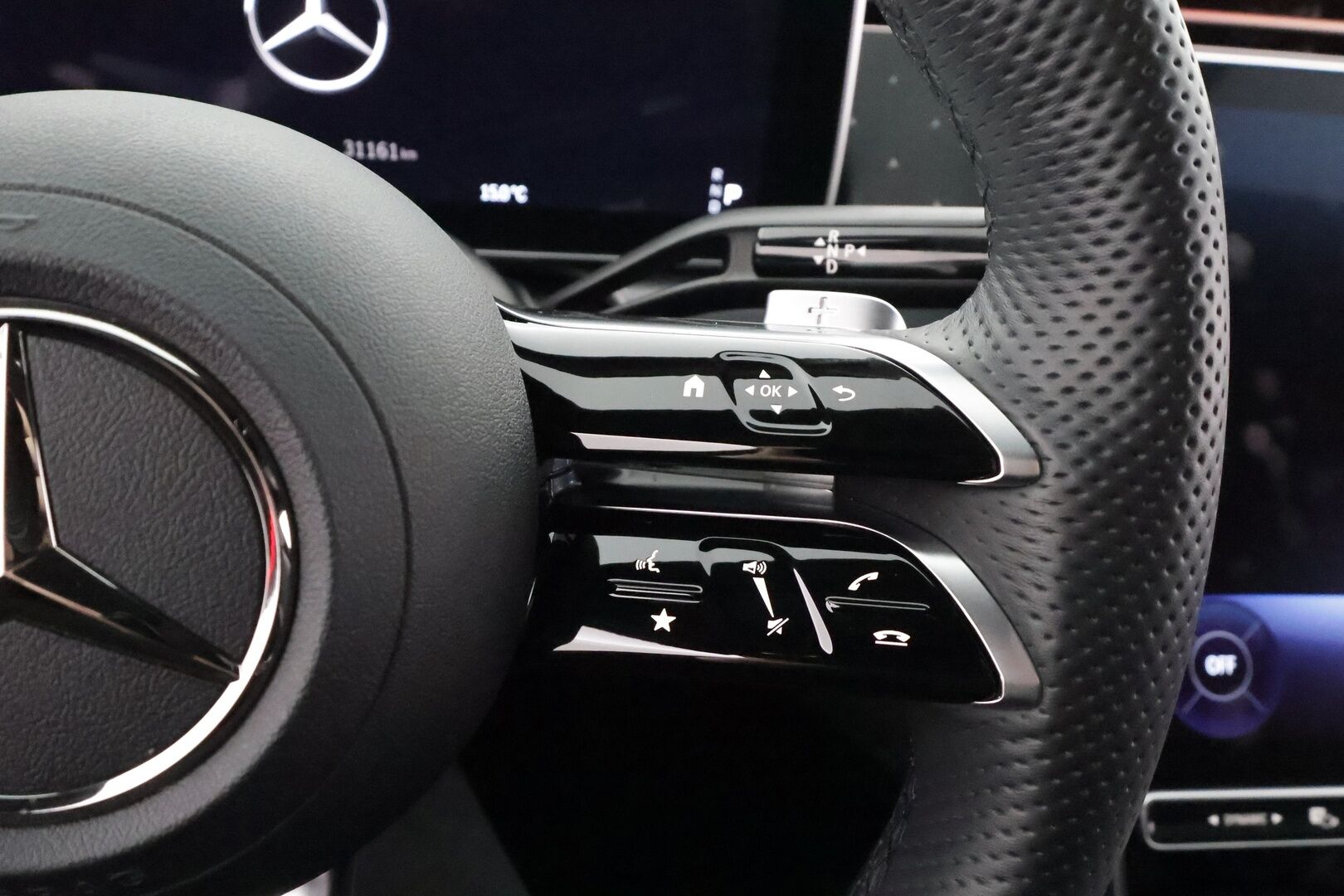 MERCEDES-BENZ EQE 2024 300 AMG * Distronic+ / ILP / Digital-LED / Koukku / Muistipenkit / Burmester / 360-Kamera / 4-Alueinen ilmastointi * - Koti & Kauppalaturi / Akku kuntotarkastettu / SoH 96.3% - HULLUT AVAJAISHULINAT KORKOTARJOUS 3,29 %