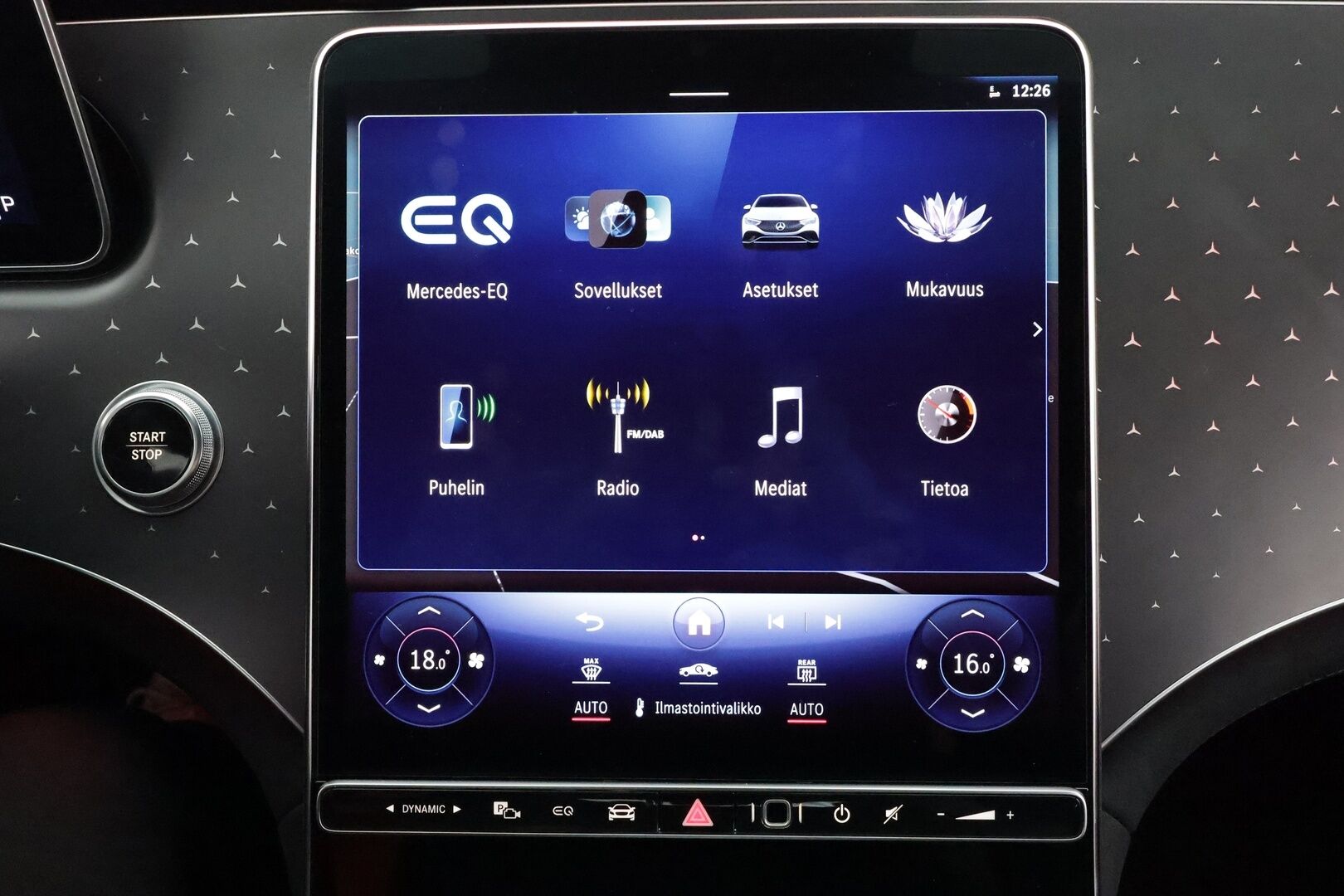 MERCEDES-BENZ EQE 2024 300 AMG * Distronic+ / ILP / Digital-LED / Koukku / Muistipenkit / Burmester / 360-Kamera / 4-Alueinen ilmastointi * - Koti & Kauppalaturi / Akku kuntotarkastettu / SoH 96.3% - HULLUT AVAJAISHULINAT KORKOTARJOUS 3,29 %