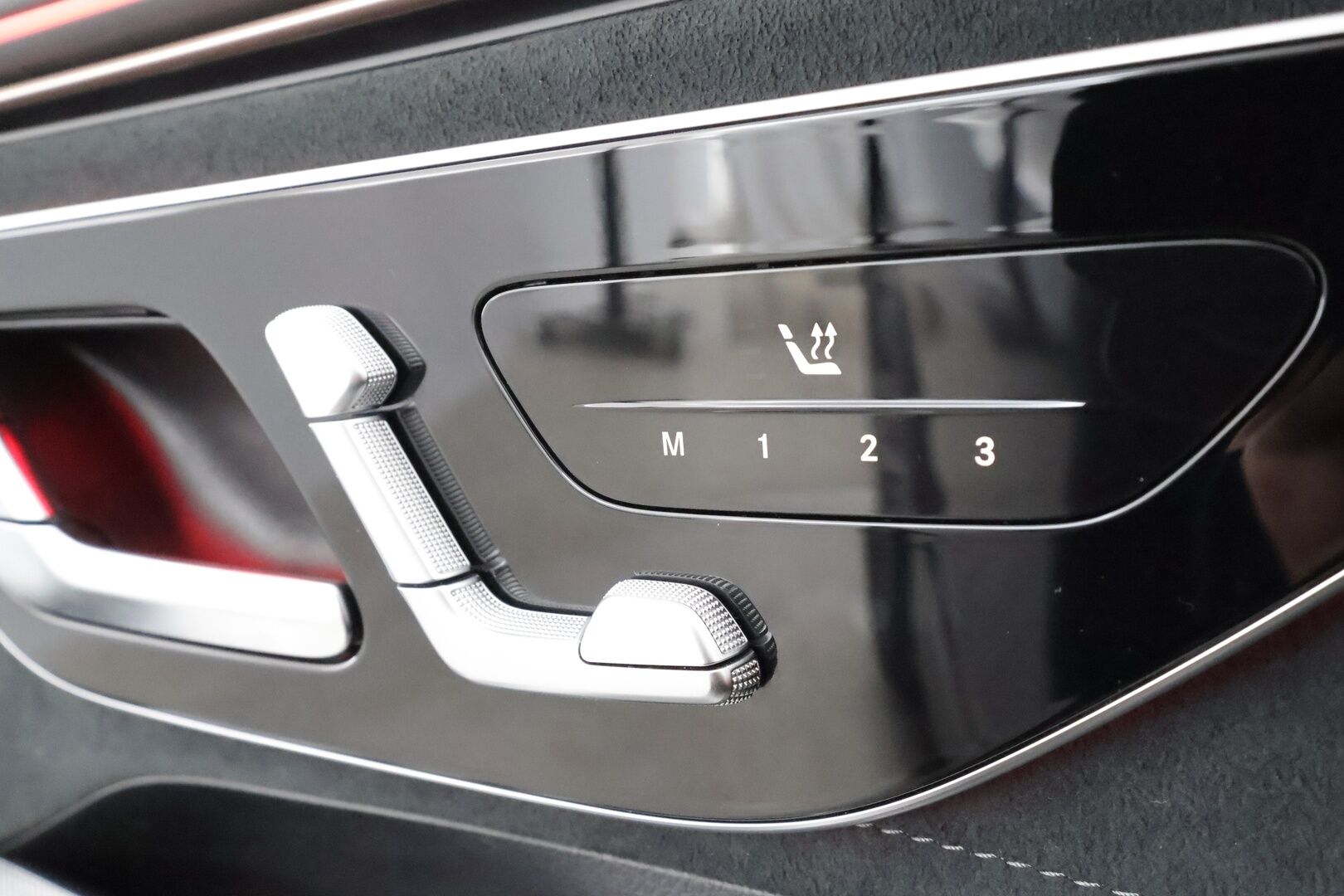 MERCEDES-BENZ EQE 2024 300 AMG * Distronic+ / ILP / Digital-LED / Koukku / Muistipenkit / Burmester / 360-Kamera / 4-Alueinen ilmastointi * - Koti & Kauppalaturi / Akku kuntotarkastettu / SoH 96.3% 