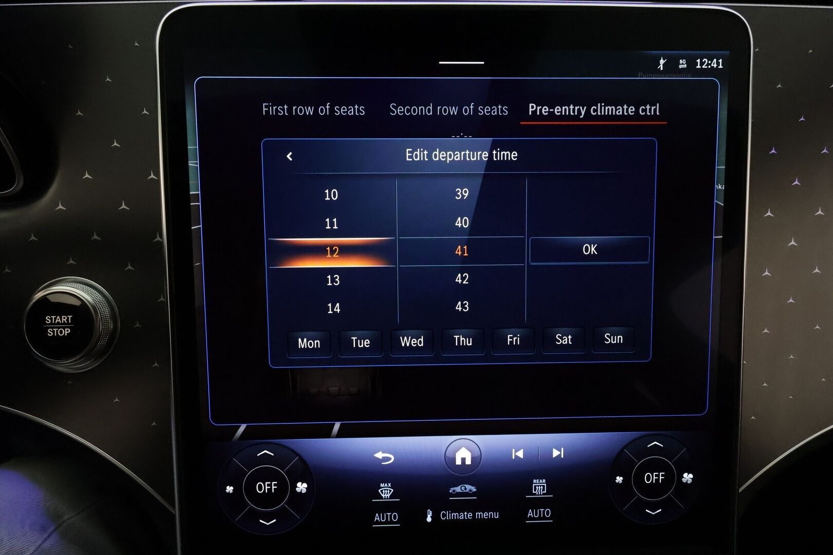 MERCEDES-BENZ EQE 2024 300 AMG **Distronic+ / Burmester / Digital Light / Koukku / Muistipenkit / Keyless / 360 Kamera / Apple&Android** - 2,99 % KORKOTARJOUS TÄHÄN AUTOON - 