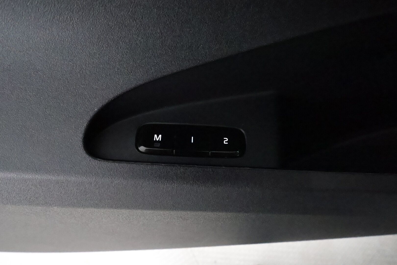POLESTAR 2 2022 Standard Range Single Motor ** P.Kamera / LED-valot / Sporttipenkki Muistilla / Google Maps / Kaistavahti / KeylessGO ** - Akku Kuntotarkistettu!