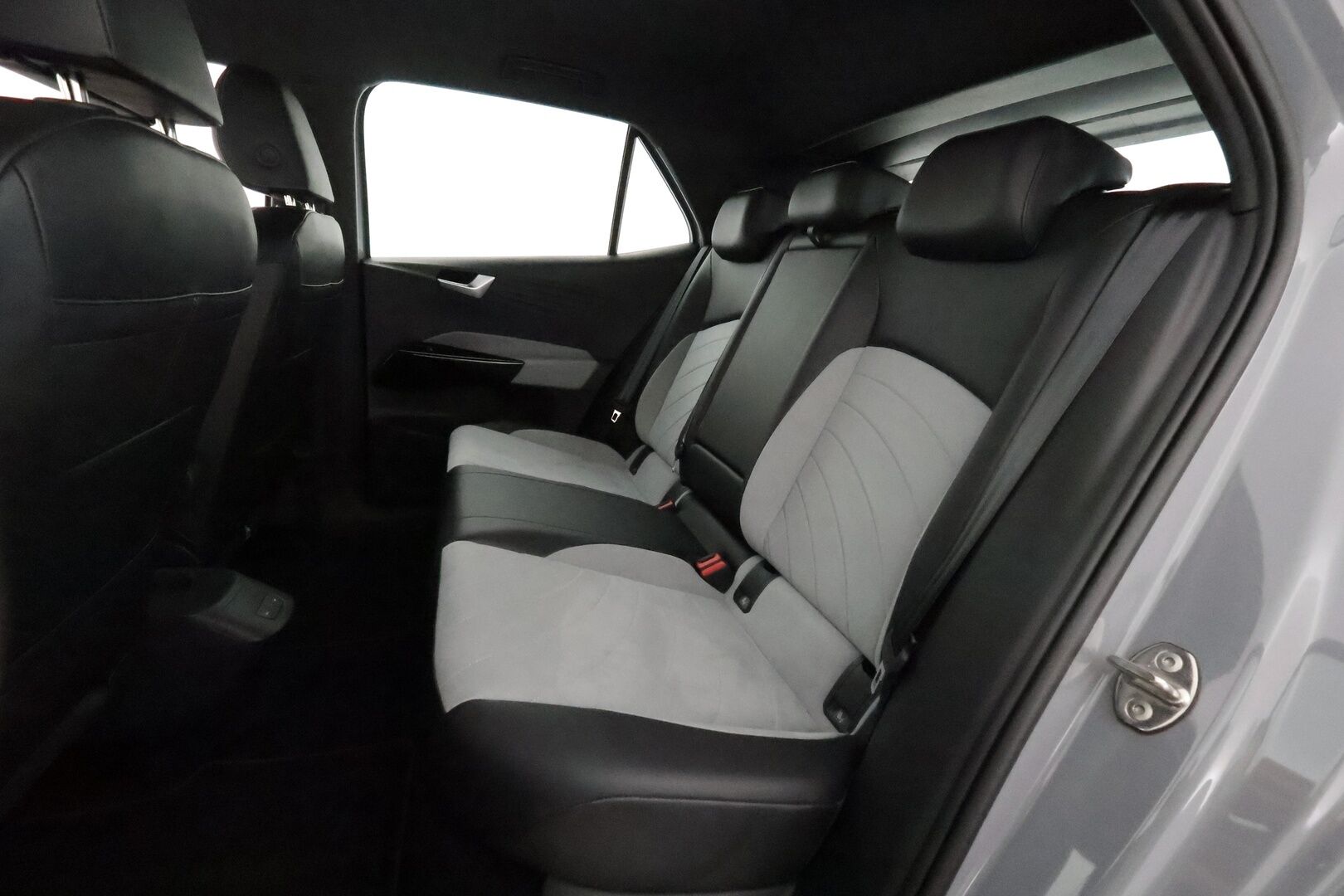 VOLKSWAGEN ID.3 2023 PRO S 150 **Adapt.vakkari / Lämpöpumppu / Navi / Digimittaristo / Puolinahat / P.kamera** - 3,99 % KORKOTARJOUS TÄHÄN AUTOON - Akku kuntotarkastettu 