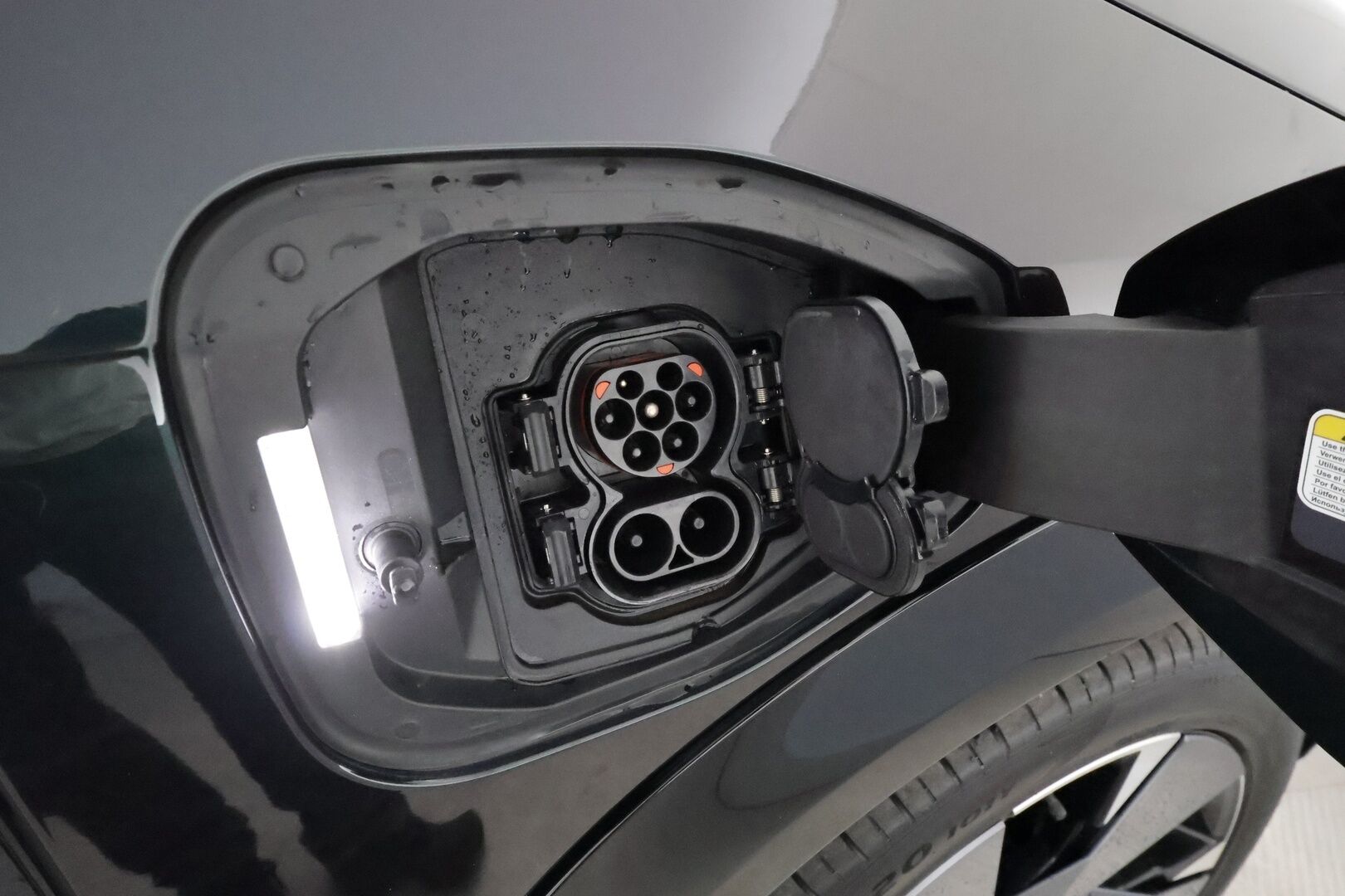 NISSAN ARIYA 2023 Evolve Pack 87kWh e-4ORCE **Lämpöpumppu / Bose / Panorama / Adapt.vakkari / 360 Kamera / Apple&Android** - 3,99 % KORKOTARJOUS TÄHÄN AUTOON - 