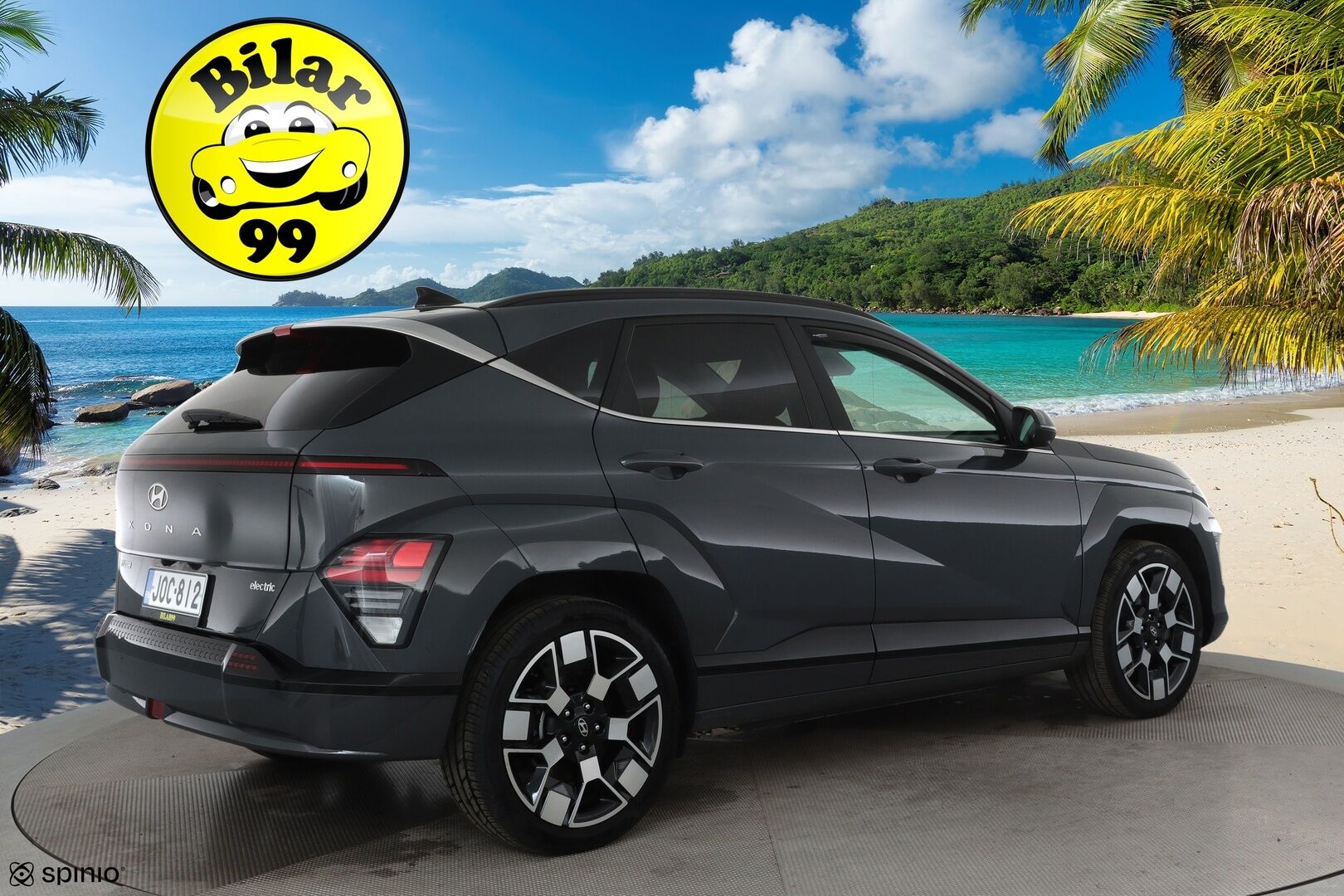 HYUNDAI KONA 2024 65 kWh 217 hv Premium **Adapt.vakkari / HUD / Bose / Lämpöpumppu / Sähköpenkit ilmasotinnilla / LED / Lasikattoluukku** - 3,99 % KORKOTARJOUS TÄHÄN AUTOON - Akku kuntotarkastettu! / Muistipenkki / 360.kamera / Digimittaristo / Nahat / KeylessGo