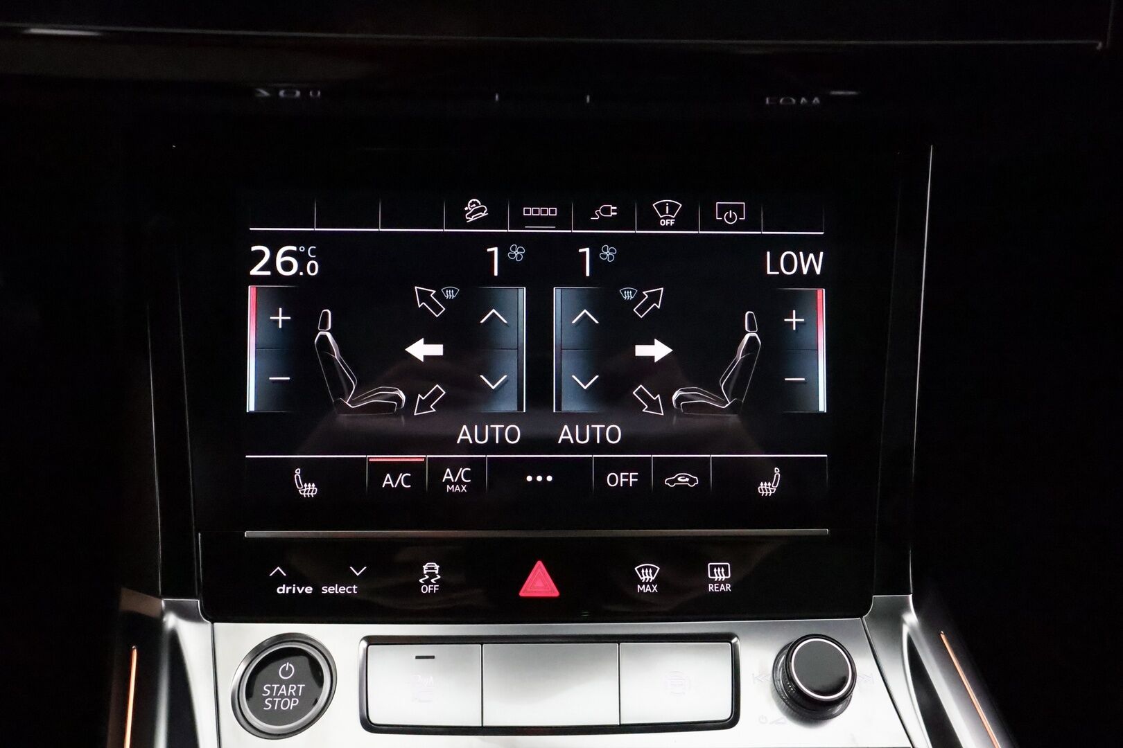 AUDI E-TRON 2022 Sportback Advanced 50 quattro **Panorama / HUD / B&O / Adapt.Vakkari / Matrix-LED / 360° / Sporttipenkki Muistilla** - 3,99 % KORKOTARJOUS TÄHÄN AUTOON - 2x Latauskaapelit / HUIPPU VARUSTEET!