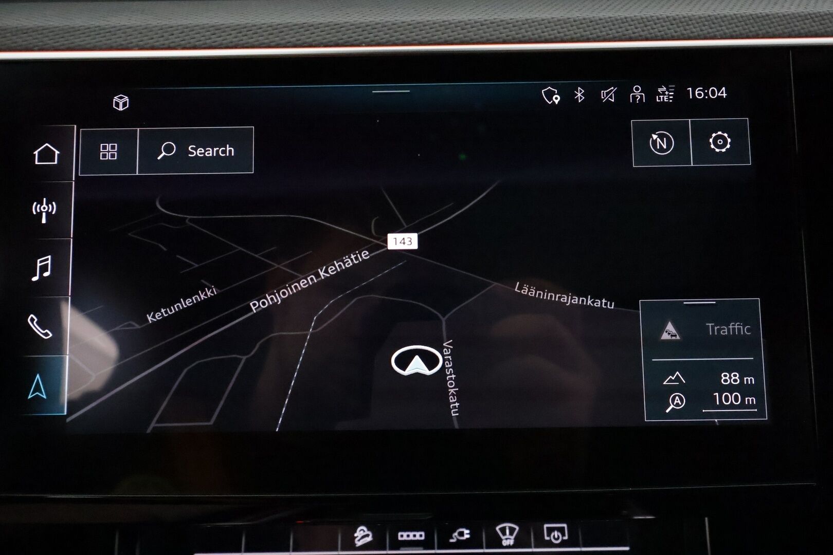 AUDI E-TRON 2022 Sportback Advanced 50 quattro **Panorama / HUD / B&O / Adapt.Vakkari / Matrix-LED / 360° / Sporttipenkki Muistilla** - 3,99 % KORKOTARJOUS TÄHÄN AUTOON - 2x Latauskaapelit / HUIPPU VARUSTEET!