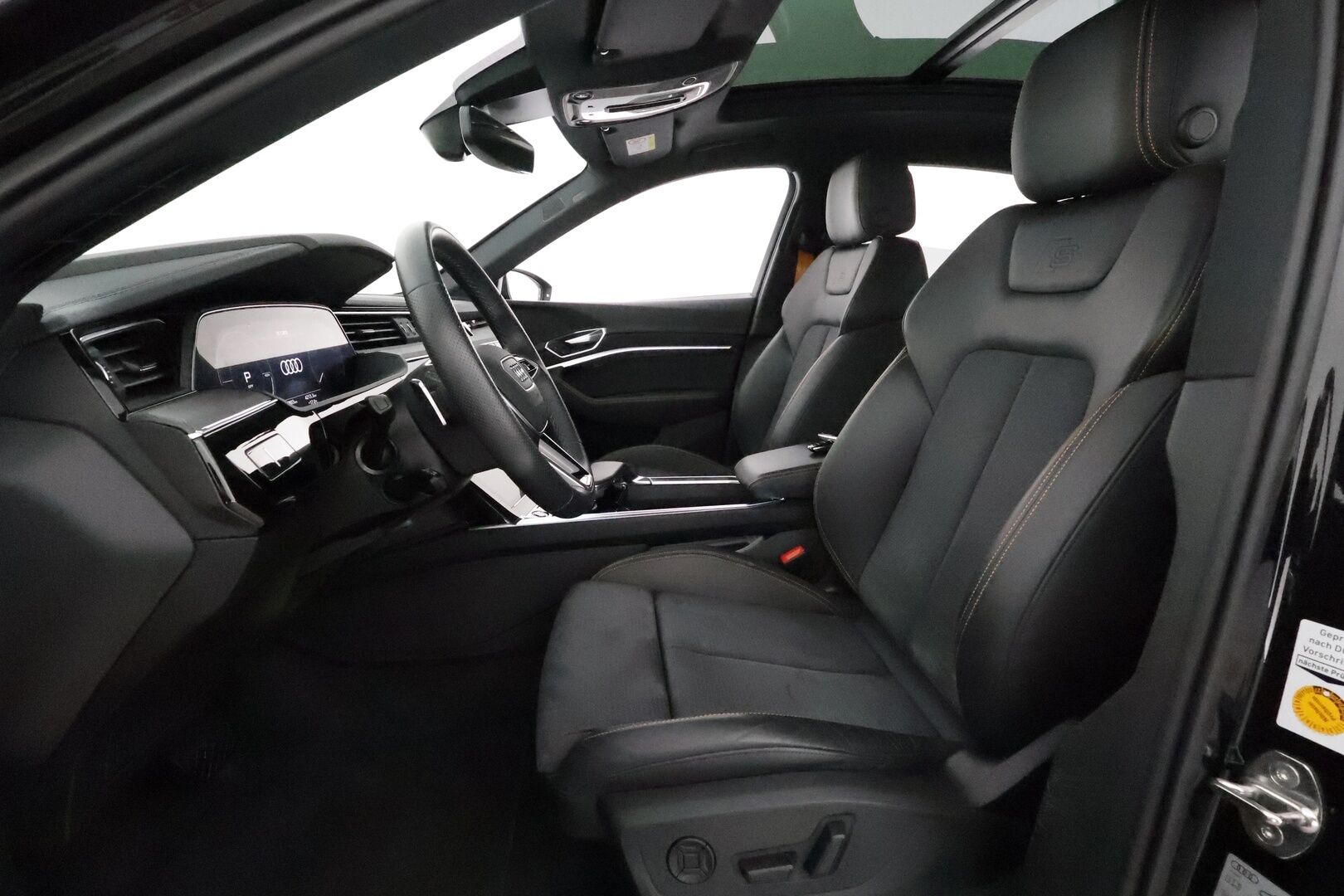 AUDI E-TRON 2022 Sportback Advanced 50 quattro **Panorama / HUD / B&O / Adapt.Vakkari / Matrix-LED / 360° / Sporttipenkki Muistilla** - 3,99 % KORKOTARJOUS TÄHÄN AUTOON - 2x Latauskaapelit / HUIPPU VARUSTEET!