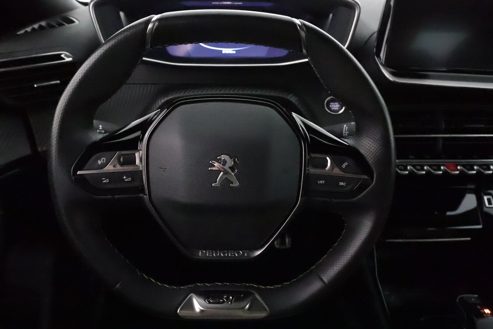 PEUGEOT E-2008 2021 GT 50 kWh 136 Automaatti *Lämpöpumppu / ACC / Full-LED / P.Kamera / Navi / Kaistavahti / KeylessGO* - Kahdet renkaat + vanteet / ALV / seuraava katsastus 09.2026