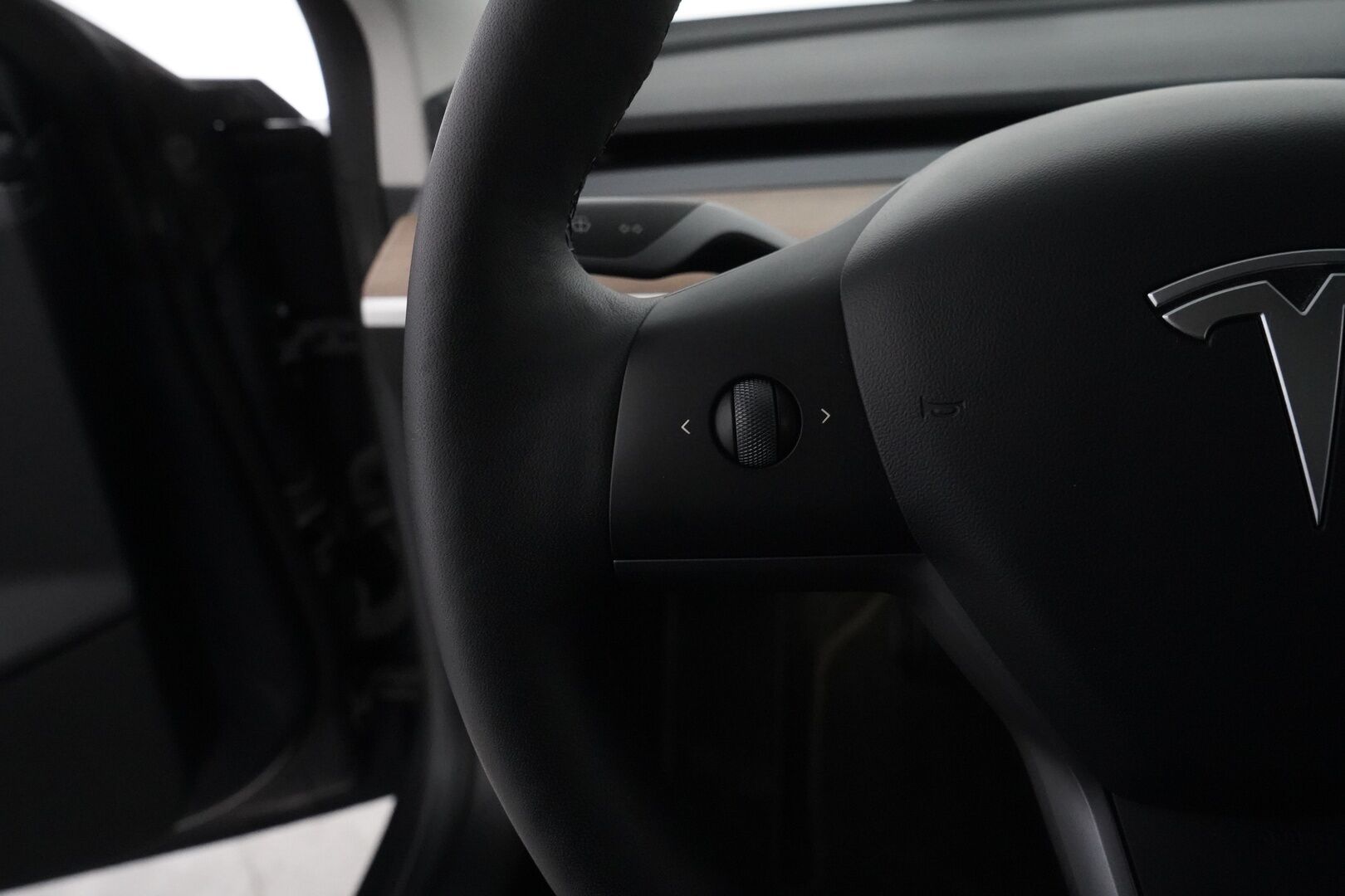 Tesla Model 3 2021 Long Range - Long Range | 2 x Vanteet | Matrix-Led | ILP | Premium Audio 