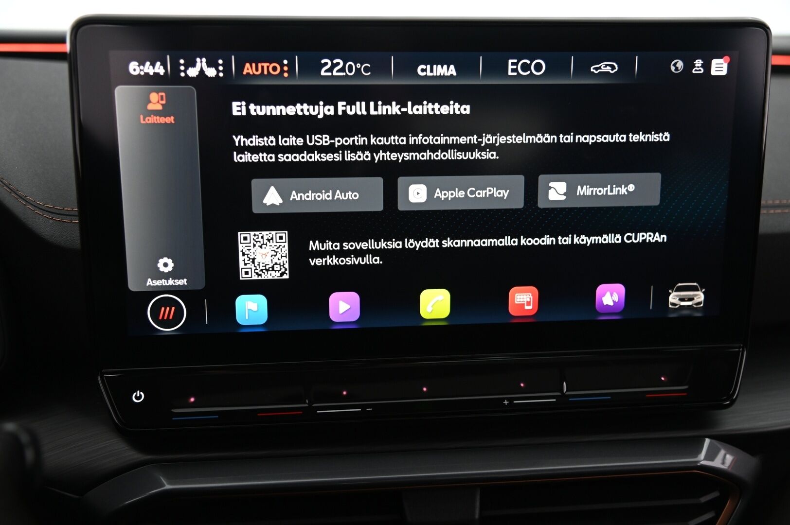 Cupra Leon 2023 13.8 kWh, VZ 1,4 PHEV 180 kW e-HYBRID DSG * Panorama / Matrix-Led / ACC / Nahkaverhoilu / KeylessGo / P.Kamera* - 3,99 % KORKOTARJOUS TÄHÄN AUTOON - Juuri Huollettu / Näyttävä menopeli hyvillä varusteilla!*