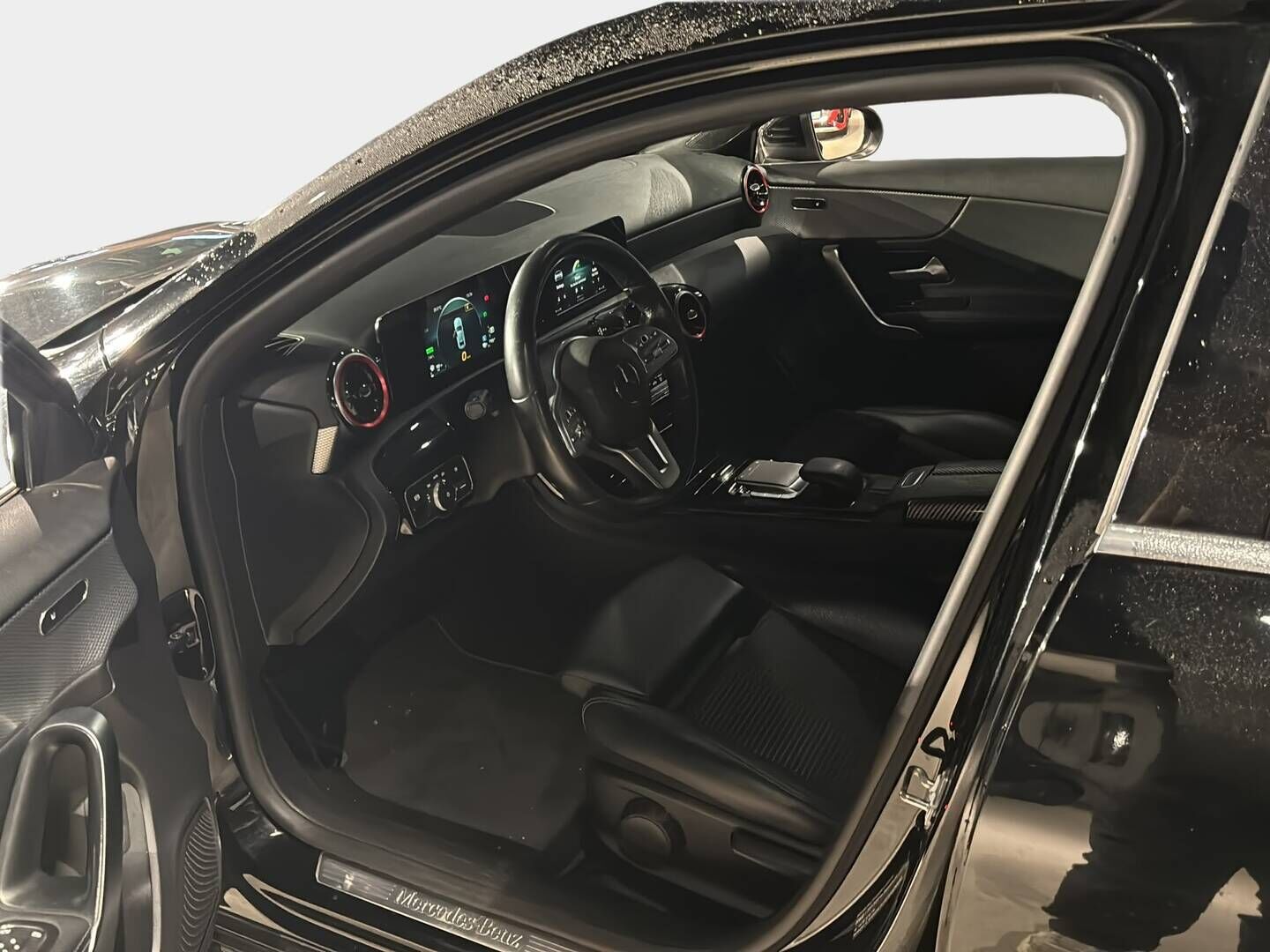 Mercedes-Benz A 2020 A 250 e Sedan (AA) 4ov 1332cm3 A - | Vetokoukku | P. kamera | Puolinahka | Kaistavahti |
