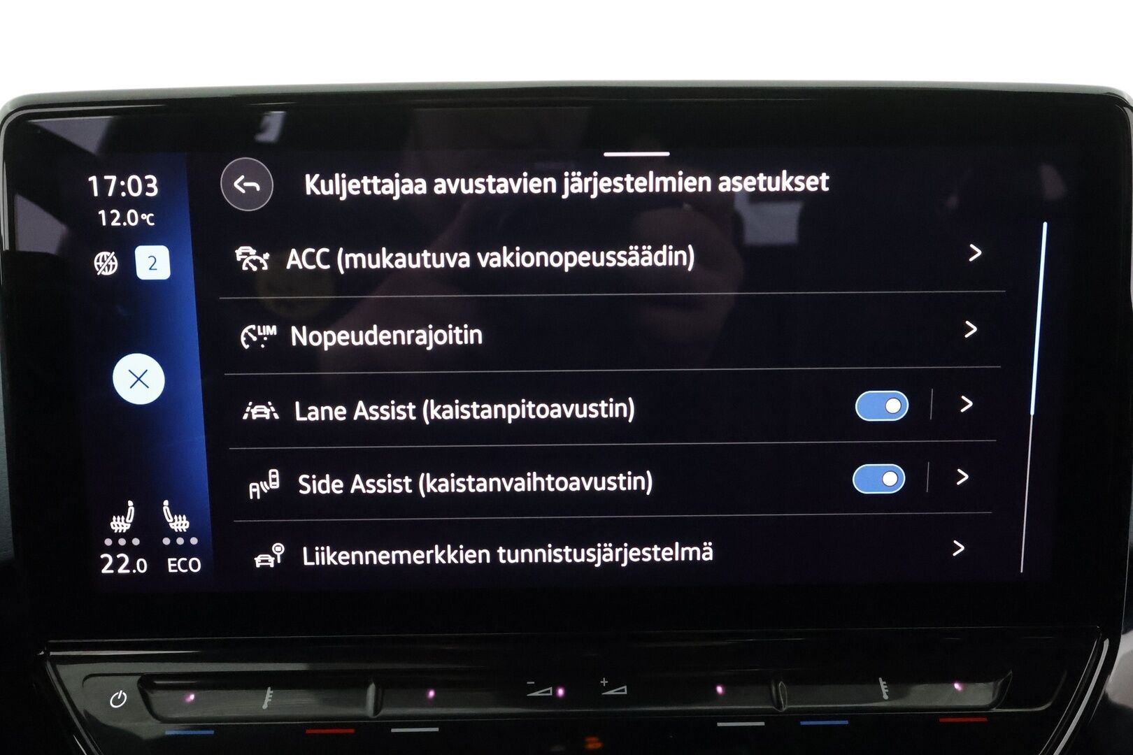 VOLKSWAGEN ID.4 2022 GTX Dual Motor AWD Business - Merkkihuollettu | ACC | HUD |  360° | IQ.Light | ILP | Muistipenkit hieronnalla | Koukku | Navi | KeylessGo