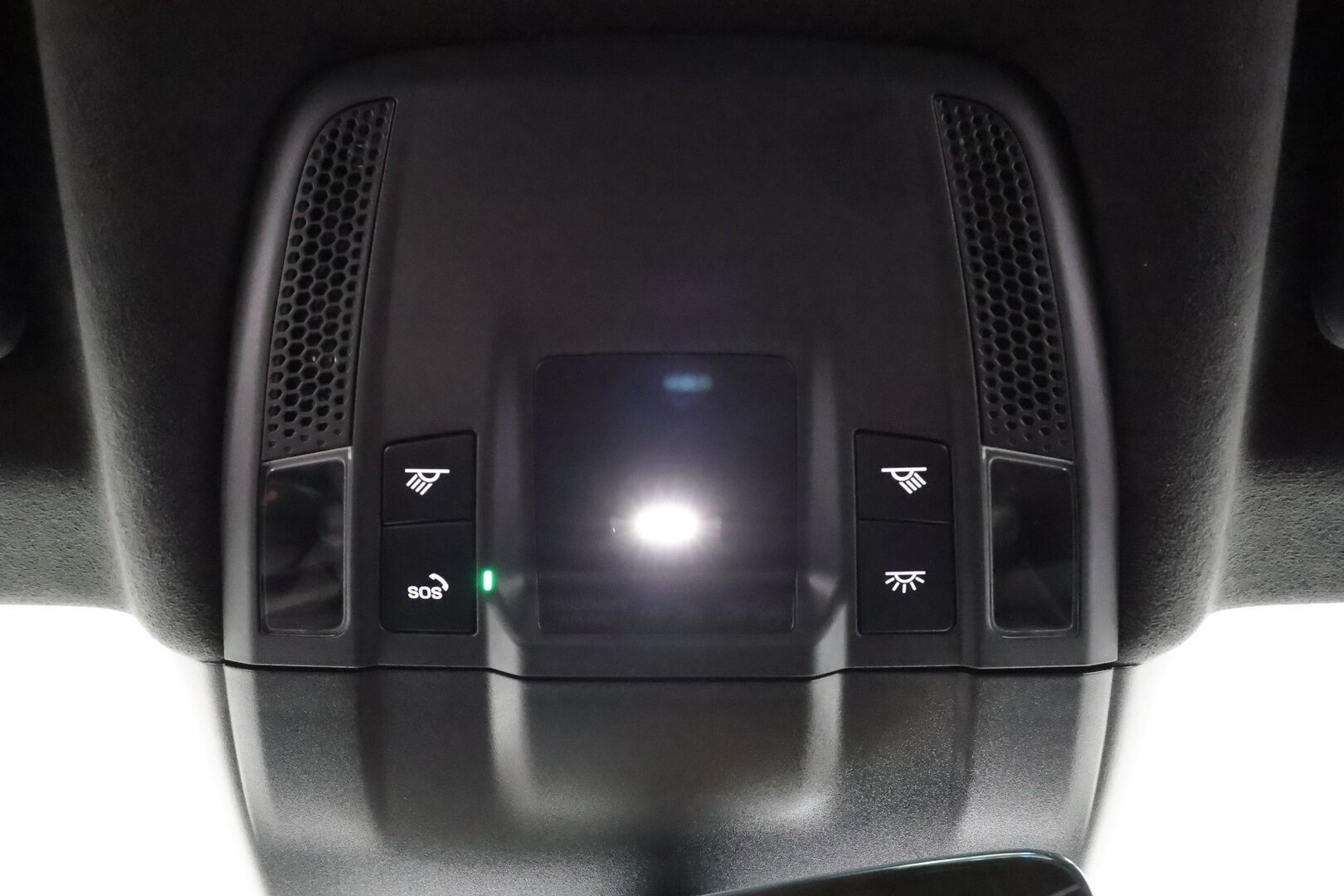 PORSCHE TAYCAN 2023 GTS * ACC / HUD / Sport Chrono / Bose / 360° / ILP / 18-Suuntaiset istuimet / Matrix LED / Comfort Access / PASM / Lasikatto / PDLS+ *