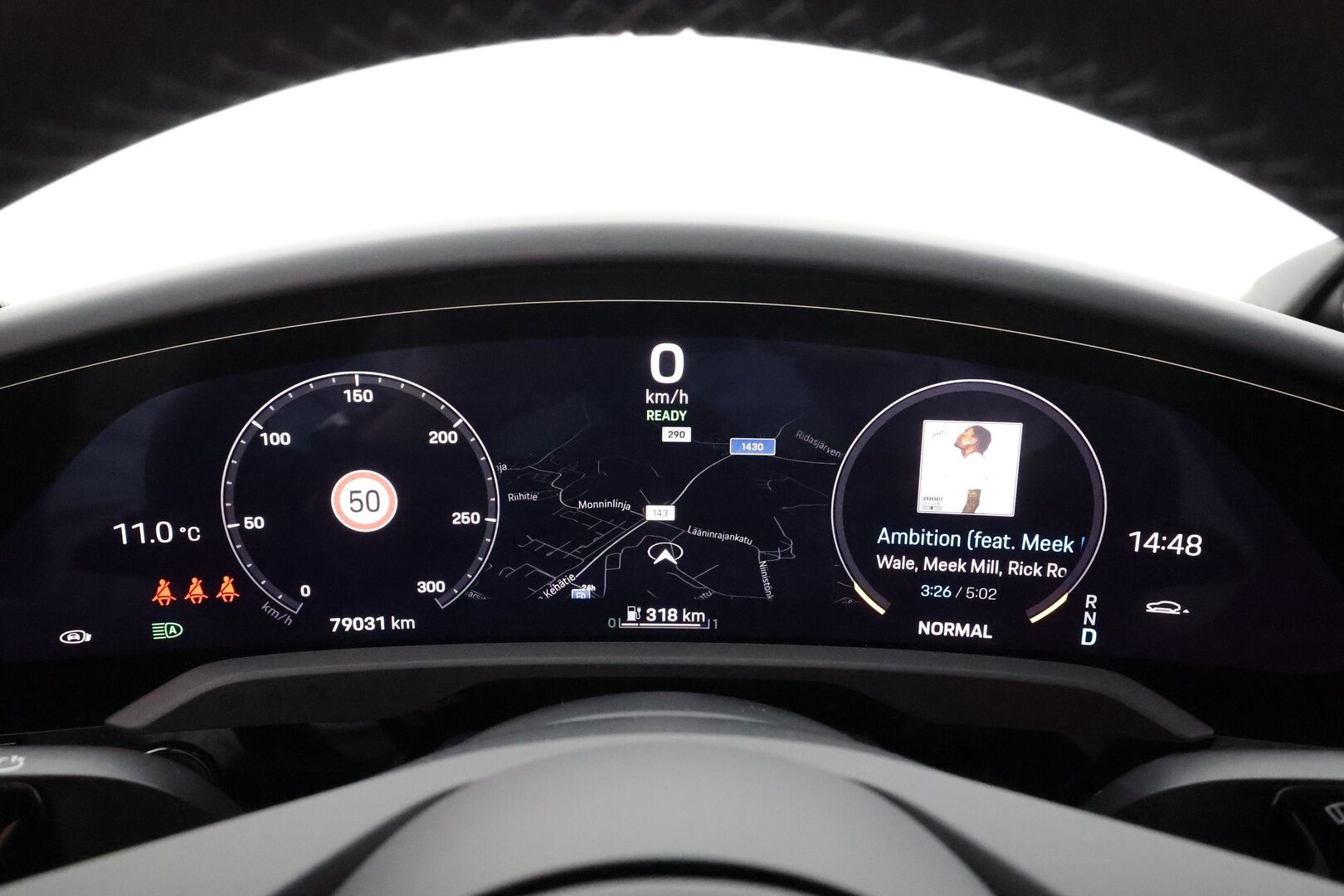 PORSCHE TAYCAN 2023 GTS * ACC / HUD / Sport Chrono / Bose / 360° / ILP / 18-Suuntaiset istuimet / Matrix LED / Comfort Access / PASM / Lasikatto / PDLS+ *