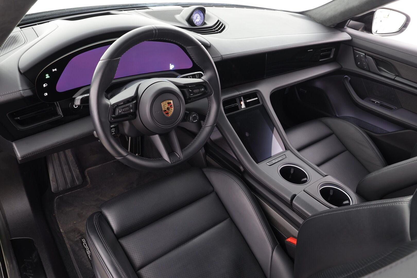 PORSCHE TAYCAN 2023 GTS * ACC / HUD / Sport Chrono / Bose / 360° / ILP / 18-Suuntaiset istuimet / Matrix LED / Comfort Access / PASM / Lasikatto / PDLS+ *