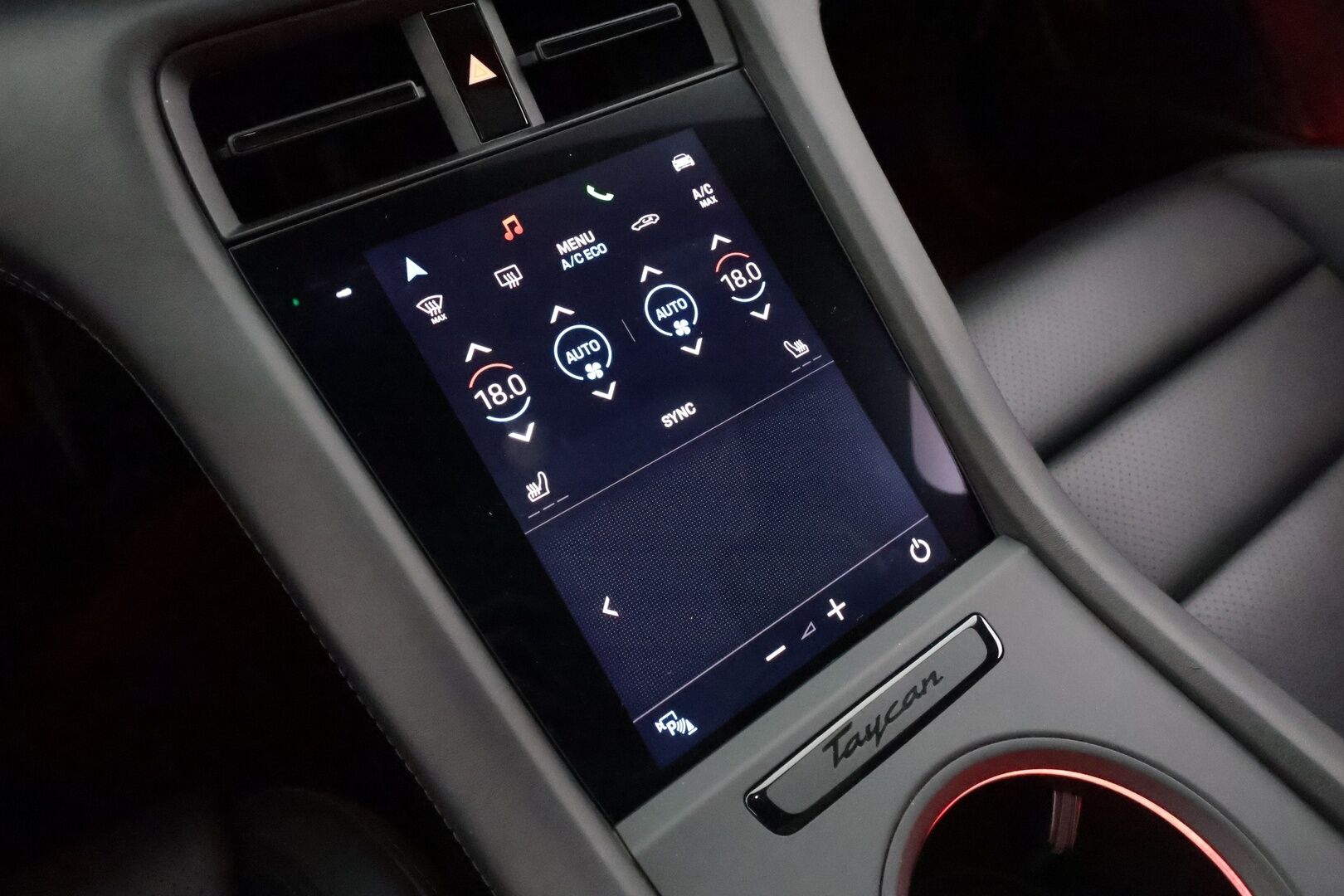 PORSCHE TAYCAN 2023 GTS * ACC / HUD / Sport Chrono / Bose / 360° / ILP / 18-Suuntaiset istuimet / Matrix LED / Comfort Access / PASM / Lasikatto / PDLS+ *