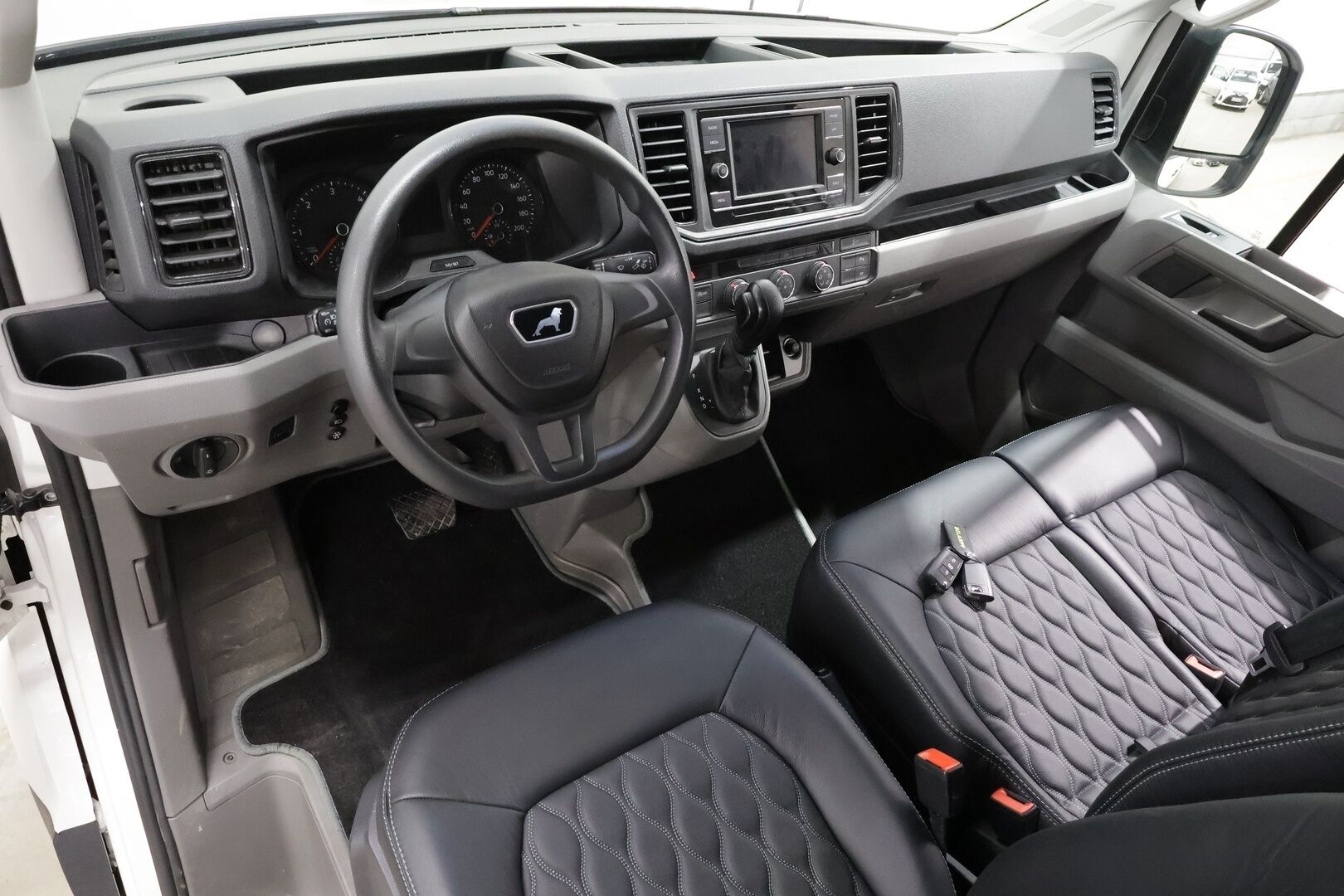 MAN TGE 2023 180 L4H3 *ALV / Sorsan Royal Jatko-ohjaamo / 6-paikkainen / Vakkari / P.kamera / Nahat / GAS Audio / LED-Lisä /  2x Renkaat * - Huippuvarusteltu / Kylkiputket / Keularauta /