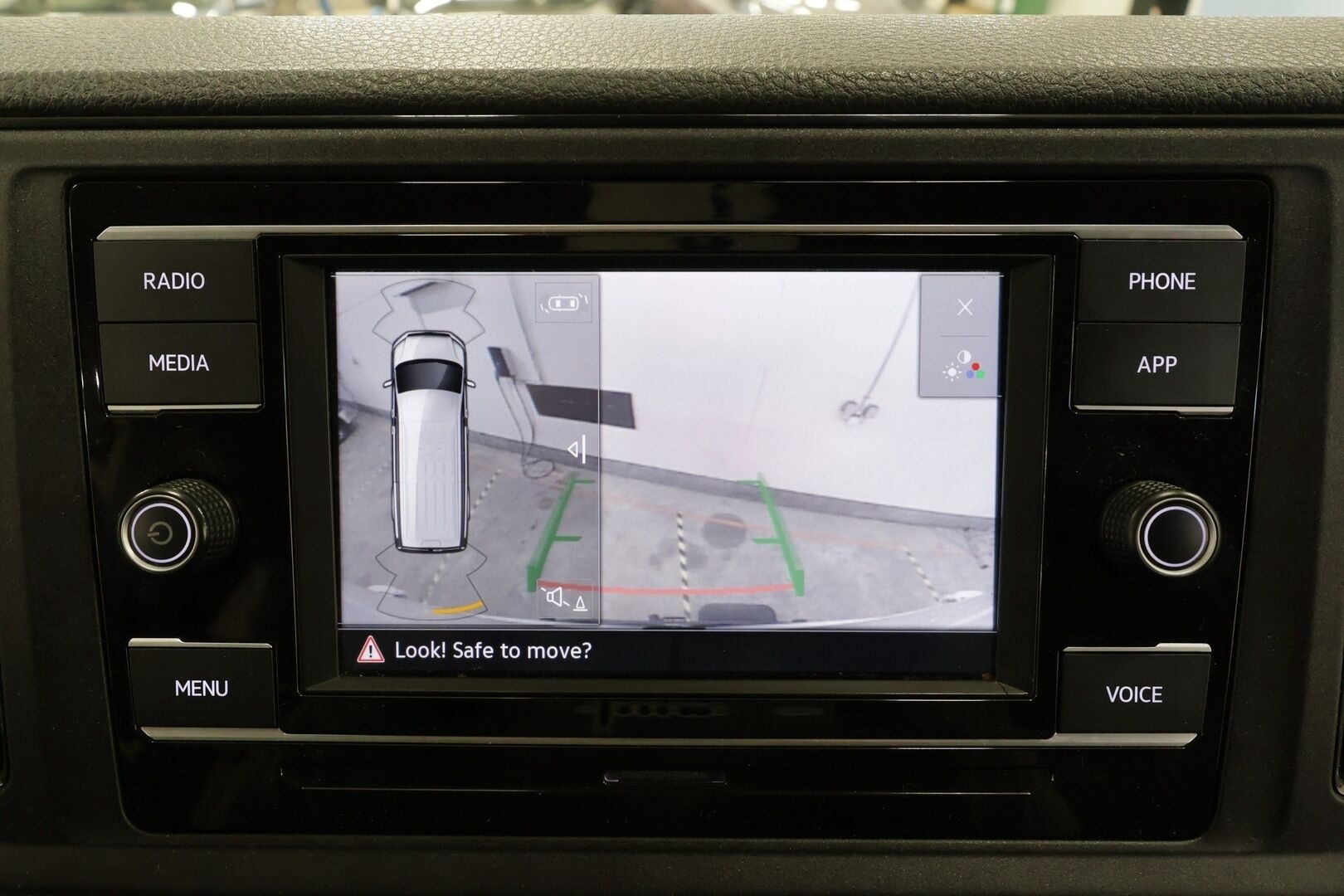 MAN TGE 2023 180 L4H3 *ALV / Sorsan Royal Jatko-ohjaamo / 6-paikkainen / Vakkari / P.kamera / Nahat / GAS Audio / LED-Lisä /  2x Renkaat * - Huippuvarusteltu / Kylkiputket / Keularauta /