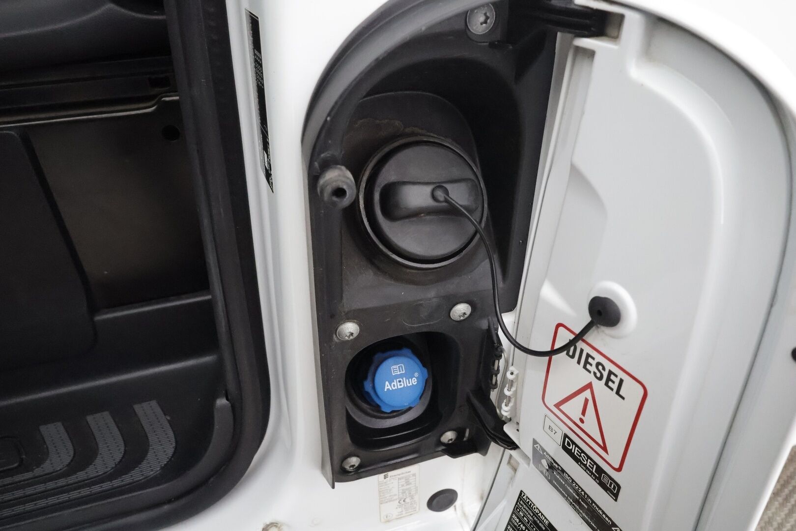 Mercedes-Benz Vito 2021 110cdi-3,05/32k Keskipitkä A2 ** ALV / Webasto / P-Kamera / Koukku ** - 1.om Suomi-auto 