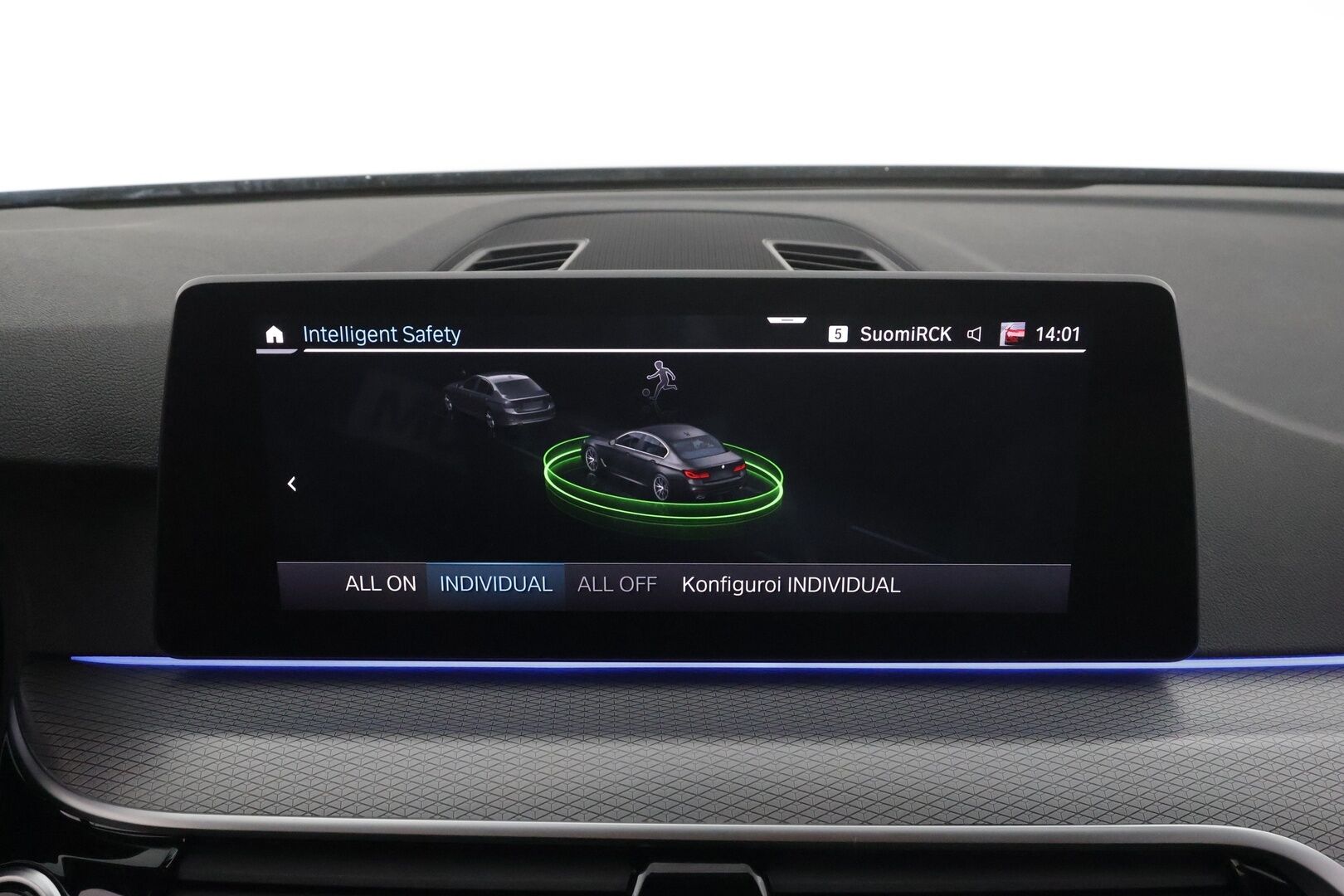 BMW 530 2020 G30 Sedan 530e xDrive A Charged Edition M Sport * Vakkari / Puolisähköt / Koukku / Sporttinahat / Lisälämmitin ajastimella / P.kamera * - Akku kuntotarkastettu / Suomi-auto / Kahdet renkaat