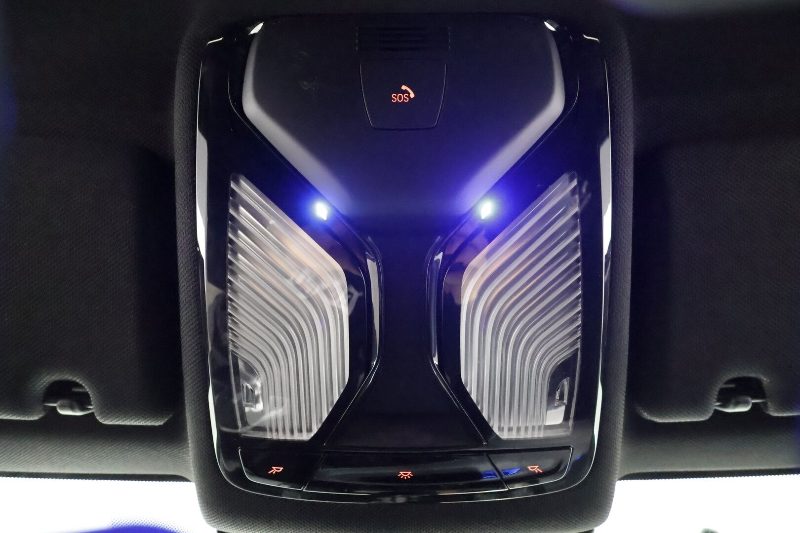 BMW 530 2020 G30 Sedan 530e xDrive A Charged Edition M Sport * Vakkari / Puolisähköt / Koukku / Sporttinahat / Lisälämmitin ajastimella / P.kamera * - Akku kuntotarkastettu / Suomi-auto / Kahdet renkaat