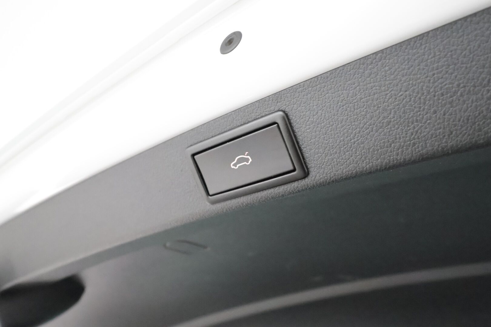 Skoda Octavia 2020 Combi 2,0 TDI 184 4x4 Scout Business DSG **Webasto / Koukku / Adapt.vakkari / LED-valot / P.kamera / Navi / Keyless** - 1-om Suomi-auto / Kahdet Renkaat