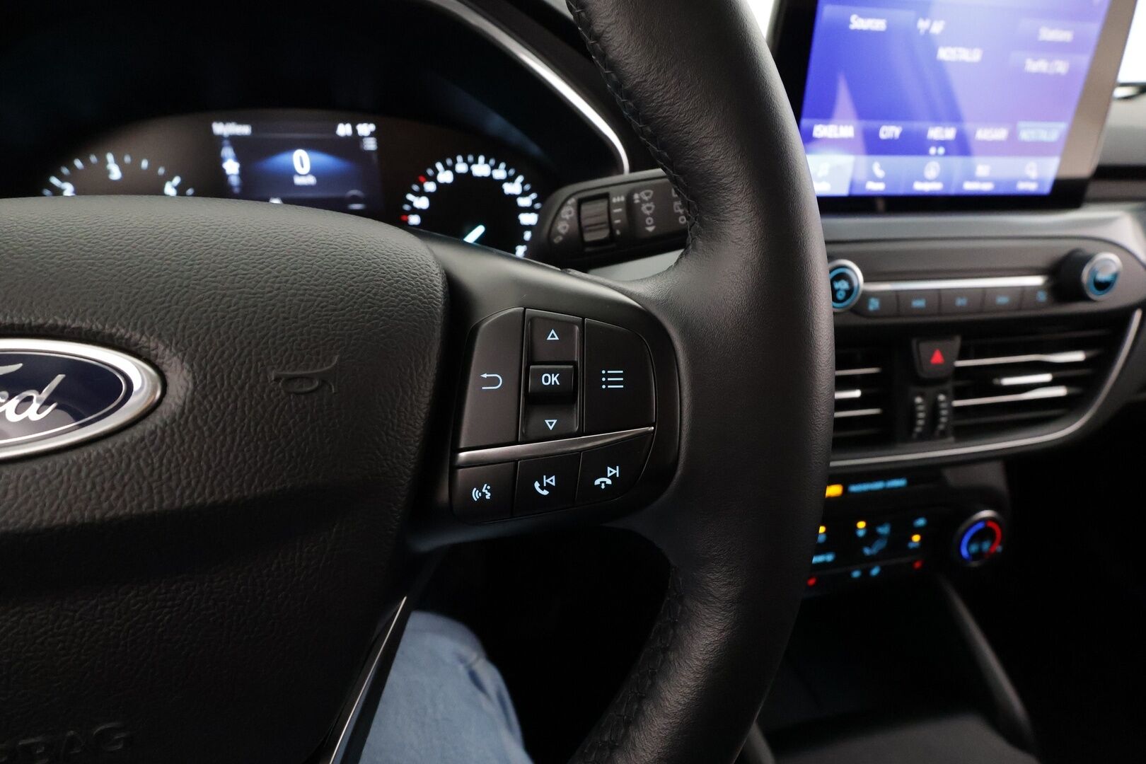 Ford Focus 2020 1,5 TDCi EcoBlue 120hv A8 Active Wagon * Webasto / LED / P.Kamera / Navi / Kaistavahti / Vakkari * - 1-om Suomi-auto / Kahdet renkaat aluvanteilla - HULLUT AVAJAISHULINAT KORKOTARJOUS 3,29 %