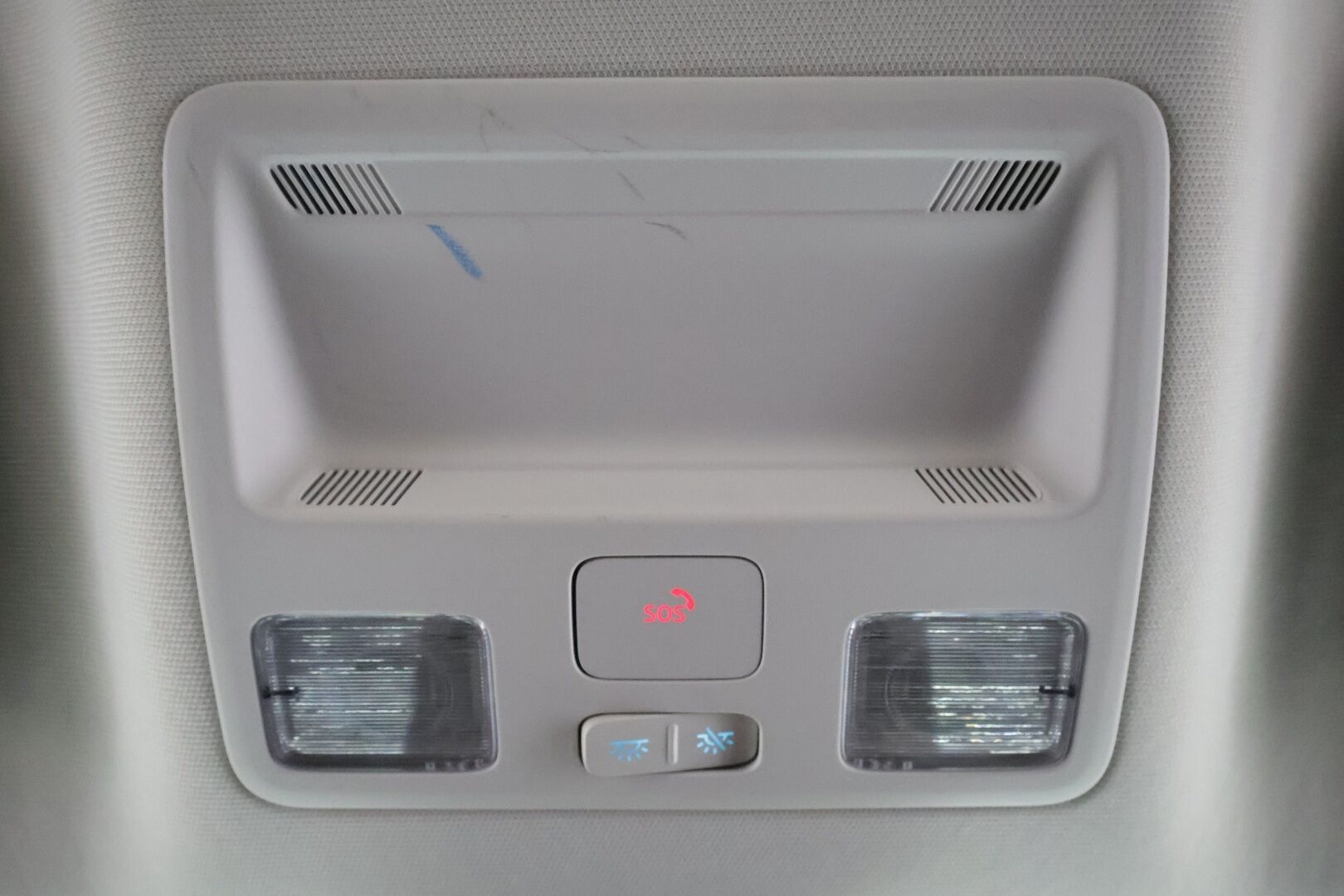 Ford Focus 2020 1,5 TDCi EcoBlue 120hv A8 Active Wagon * Webasto / LED / P.Kamera / Navi / Kaistavahti / Vakkari * - 1-om Suomi-auto / Kahdet renkaat aluvanteilla