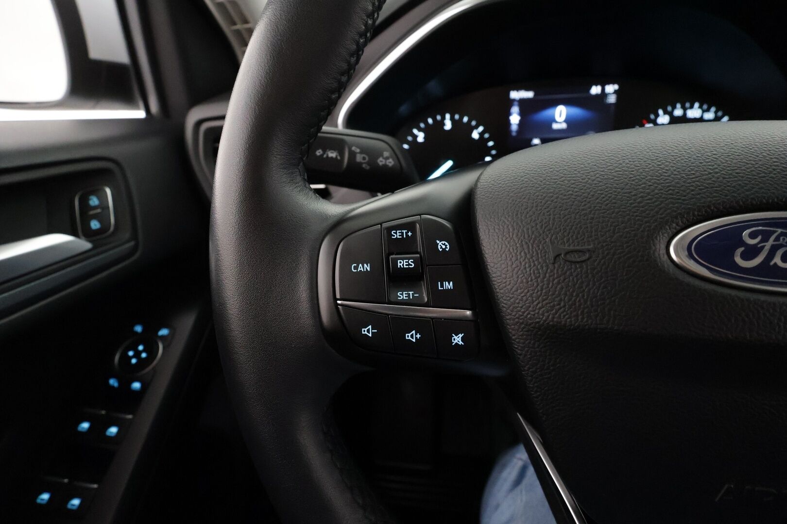 Ford Focus 2020 1,5 TDCi EcoBlue 120hv A8 Active Wagon * Webasto / LED / P.Kamera / Navi / Kaistavahti / Vakkari * - 1-om Suomi-auto / Kahdet renkaat aluvanteilla - HULLUT AVAJAISHULINAT KORKOTARJOUS 3,29 %