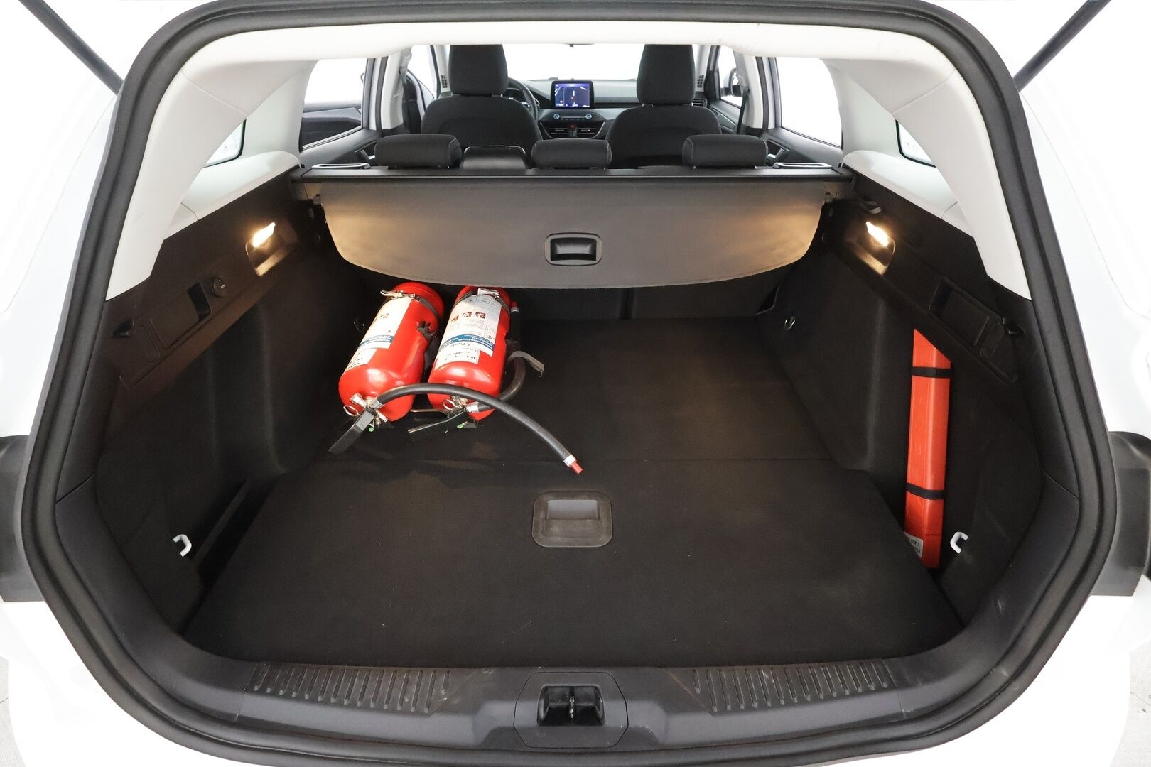 Ford Focus 2020 1,5 TDCi EcoBlue 120hv A8 Active Wagon * Webasto / LED / P.Kamera / Navi / Kaistavahti / Vakkari * - 1-om Suomi-auto / Kahdet renkaat aluvanteilla