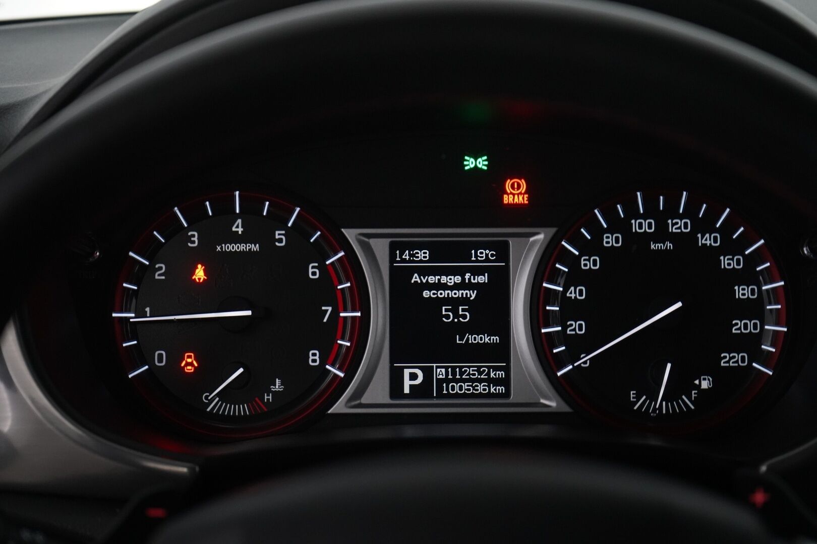 Suzuki Vitara 2018 1,4 BOOSTERJET 2WD GL+ 6AT * ACC / Lohkolämmitin / Vetokoukku / Navi * - Juuri huollettu / Kahdet OEM vanteet / Seuraava katsastus 12/2026 - HULLUT JOULUT KORKOTARJOUS 2,49% 