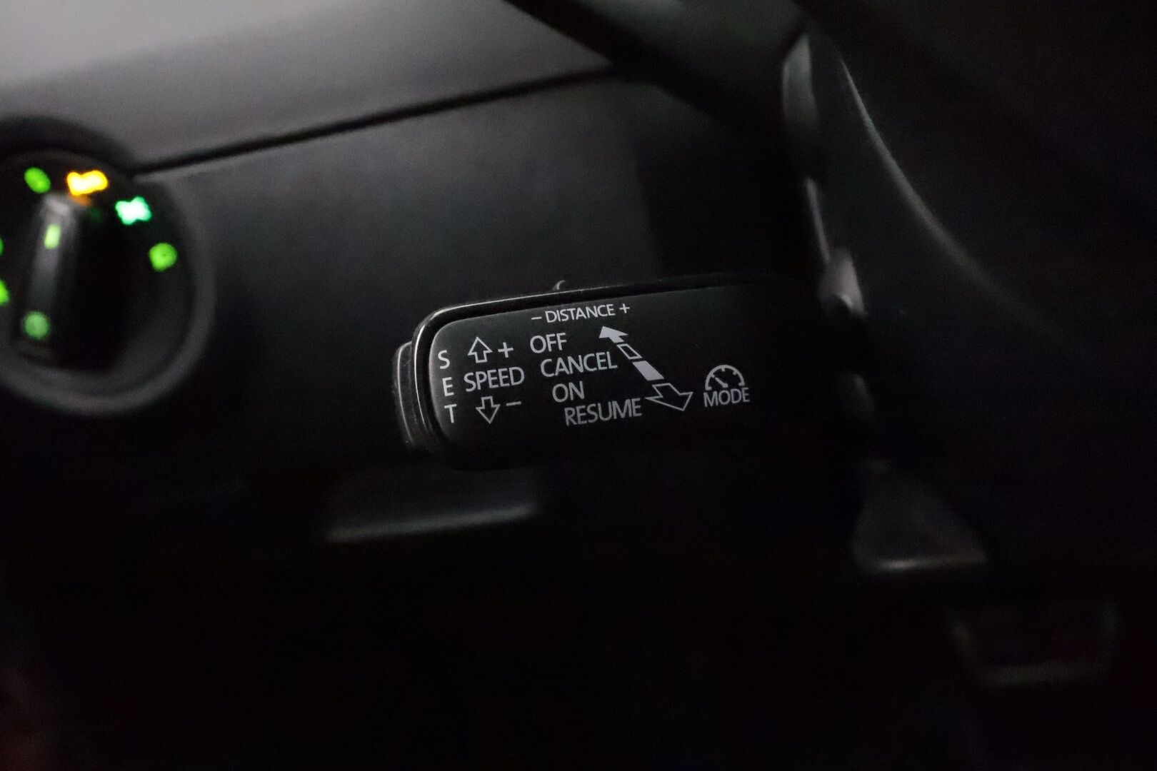 Skoda Octavia 2017 Combi 2,0 TDI 184 4x4 RS DSG * Webasto / ACC / LED / P.kamera / Canton / Navi / Apple&Android * - HULLU BLACKWEEK KORKOTARJOUS 2,49%