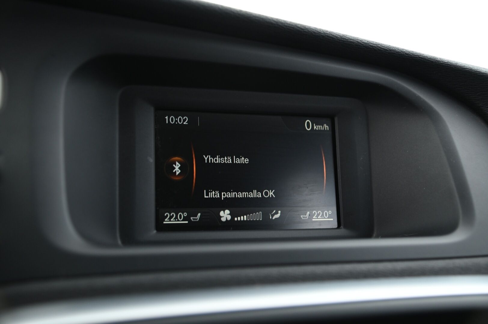 Volvo V40 2014 D2 Momentum * Webasto / BT / Vakkari / Xenon / Juuri saapunut!* **