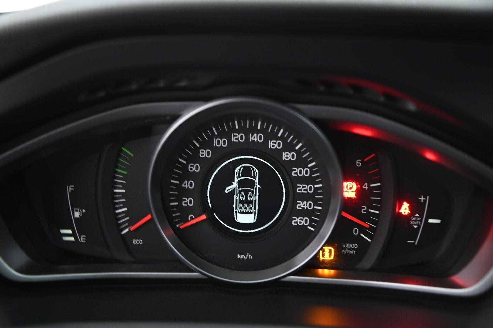 Volvo V40 2014 D2 Momentum * Webasto / BT / Vakkari / Xenon / Juuri saapunut!* **