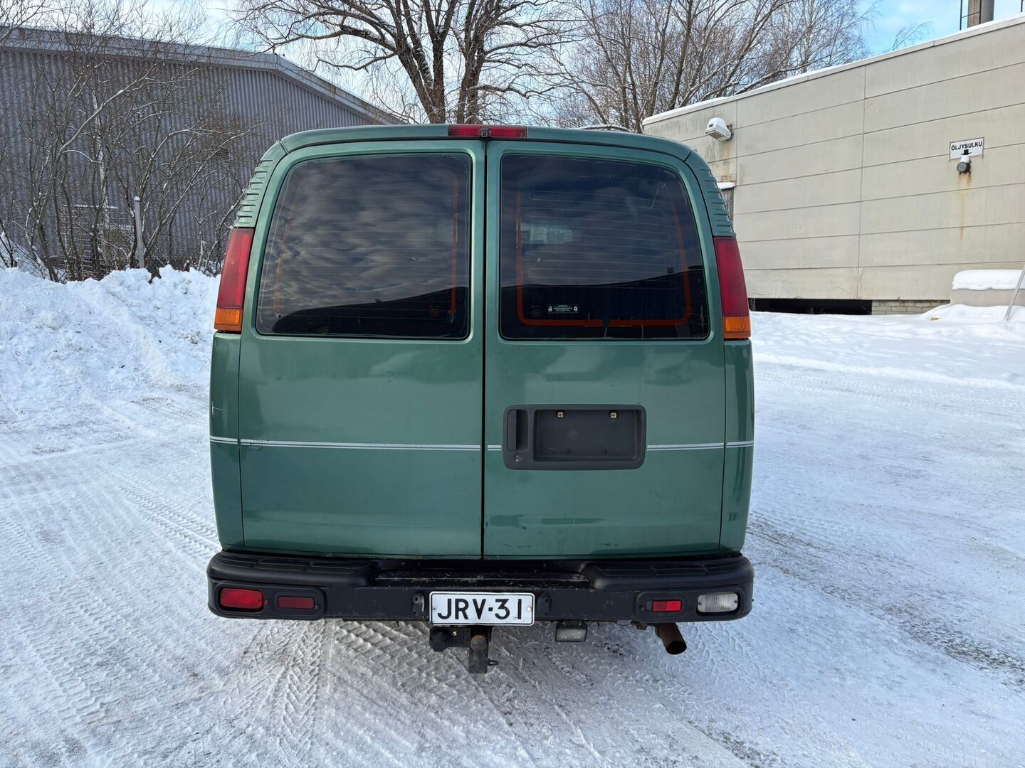 Chevrolet Chevy Van 1999 Starcraft LX 6,5TD V8 AT (2+3h)*YritysOutlet - Myydään vain yrityksille* Suomiauto / Vetokoukku / 2x renkaat / Siisti!* - – Tämä auto myydään YritysOutlet -valikoimasta vain yritykselle