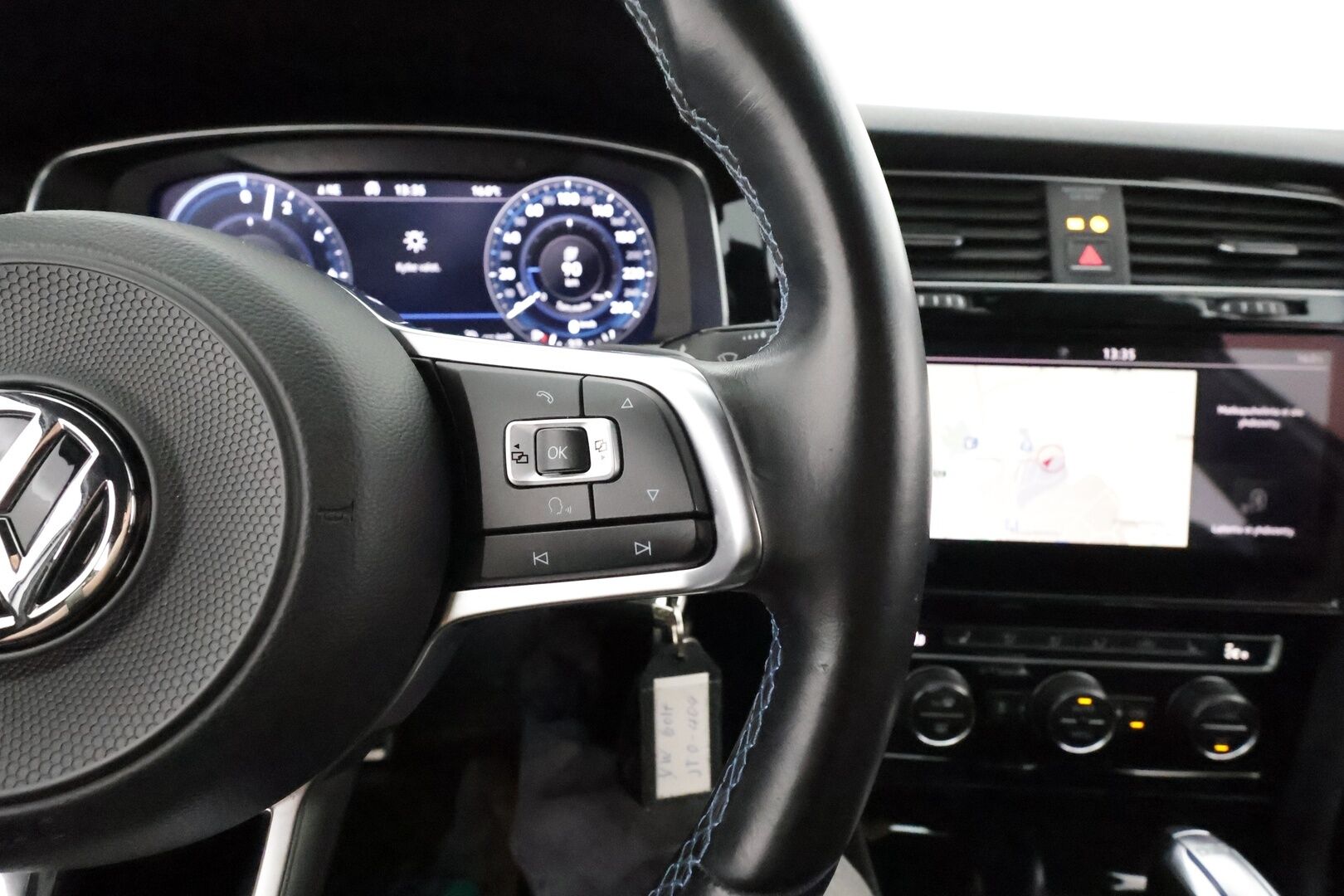 Volkswagen Golf 2018 GTE Plug-In Hybrid 150 kW DSG-automaatti **Webasto / Adapt.Vakkari / P.Tutkat / LED-valot / Navi / Digimittaristo** - 2x Laturi / 2x Renkaat