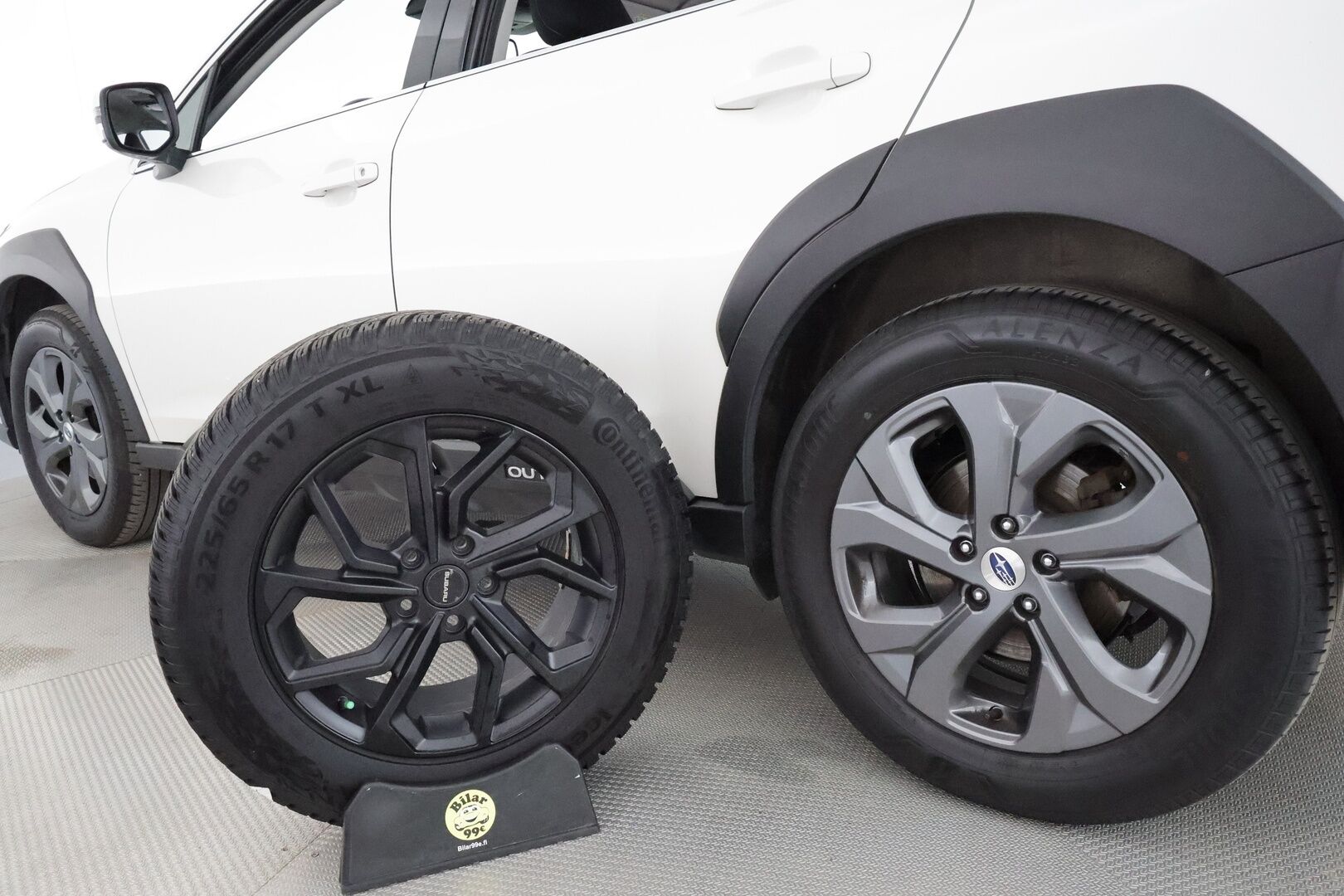 Subaru Outback 2022 2,5i Adventure CVT **Adapt.Vakkari / Koukku / LED-valot / P.Kamera / Sisätilanlämmitin / Kaistavahti** - 3,99 % KORKOTARJOUS TÄHÄN AUTOON - Suomi-auto / Kahdet Renkaat