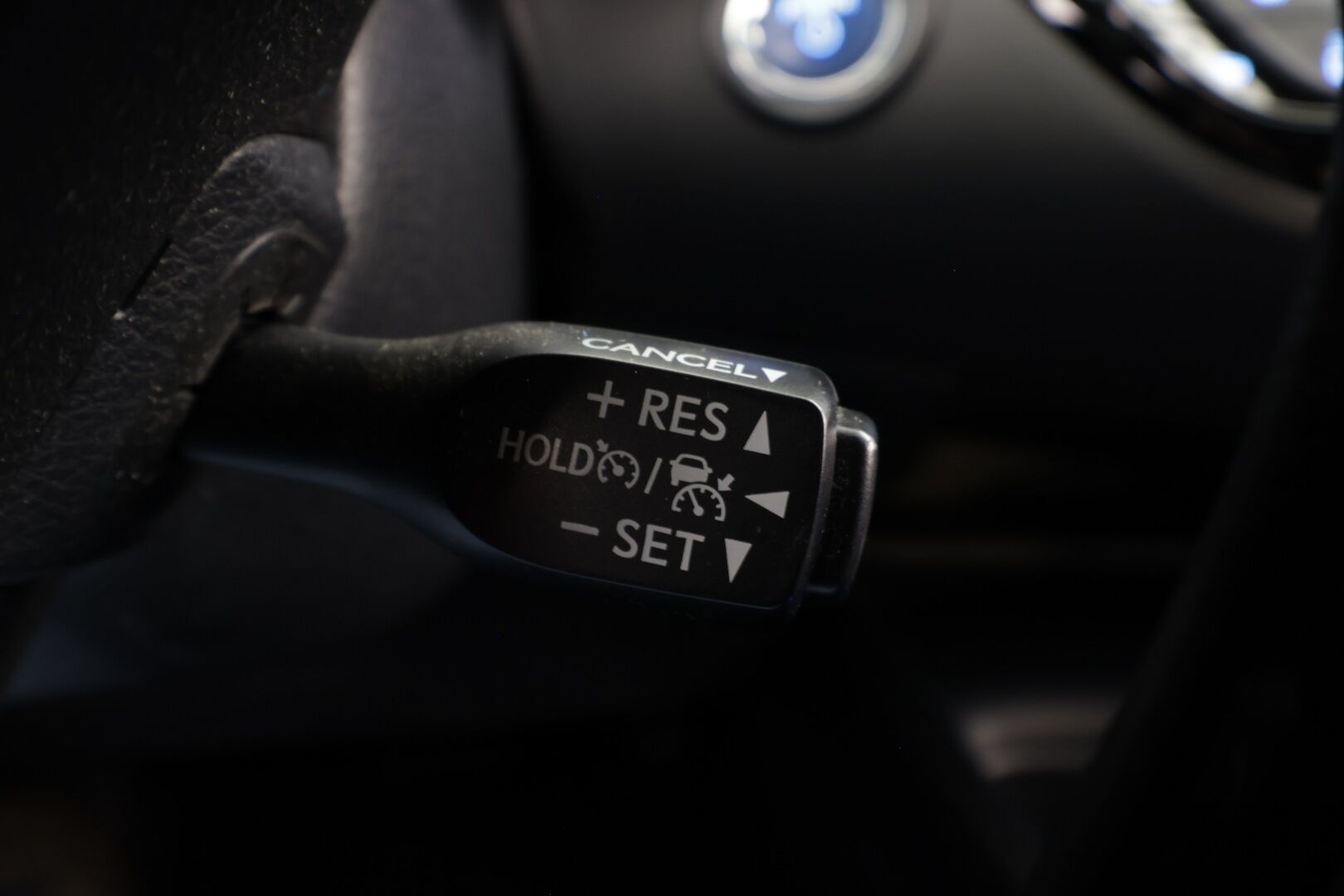 Toyota C-HR 2022 1,8 Hybrid Active Plus * ACC / P.kamera / LED / Navi / KeylessGo / Kaistavahti * - Suomi-auto / Kahdet renkaat aluvanteilla / Merkkihuollettu / Juuri katsastettu - HULLUT BLACKWEEK JATKOT - KORKOTARJOUS 2,49%