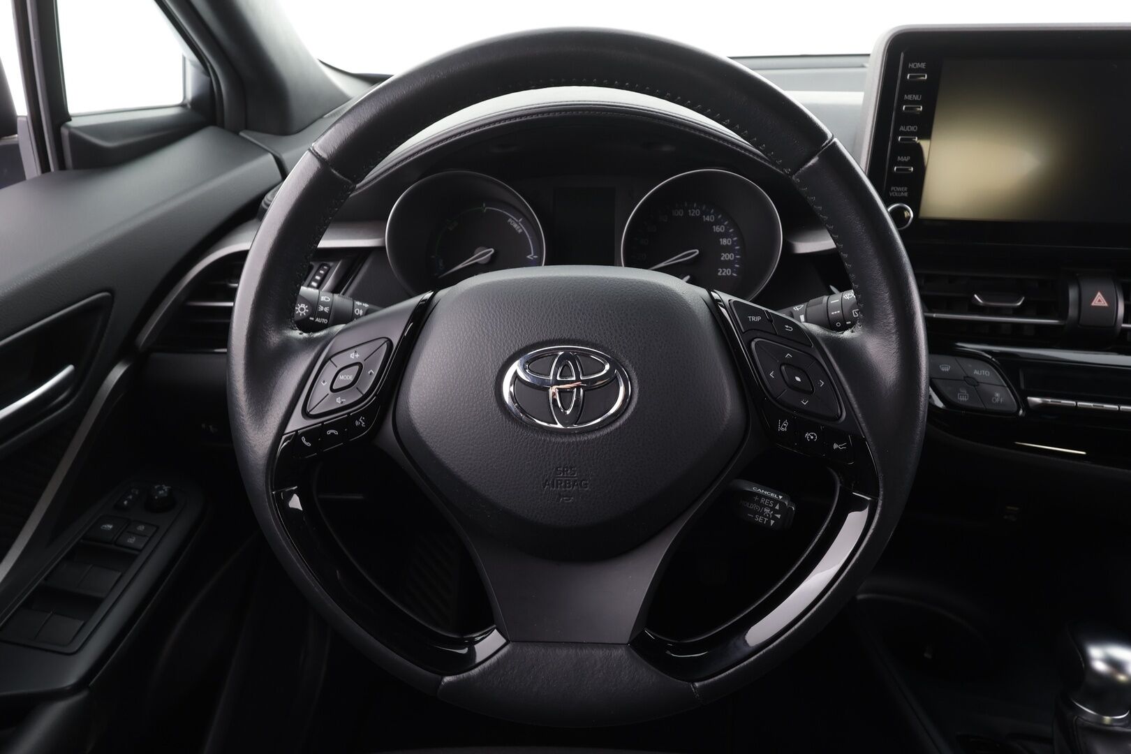 Toyota C-HR 2022 1,8 Hybrid Active Plus * ACC / P.kamera / LED / Navi / KeylessGo / Kaistavahti * - Suomi-auto / Kahdet renkaat aluvanteilla / Merkkihuollettu / Juuri katsastettu - HULLUT BLACKWEEK JATKOT - KORKOTARJOUS 2,49%